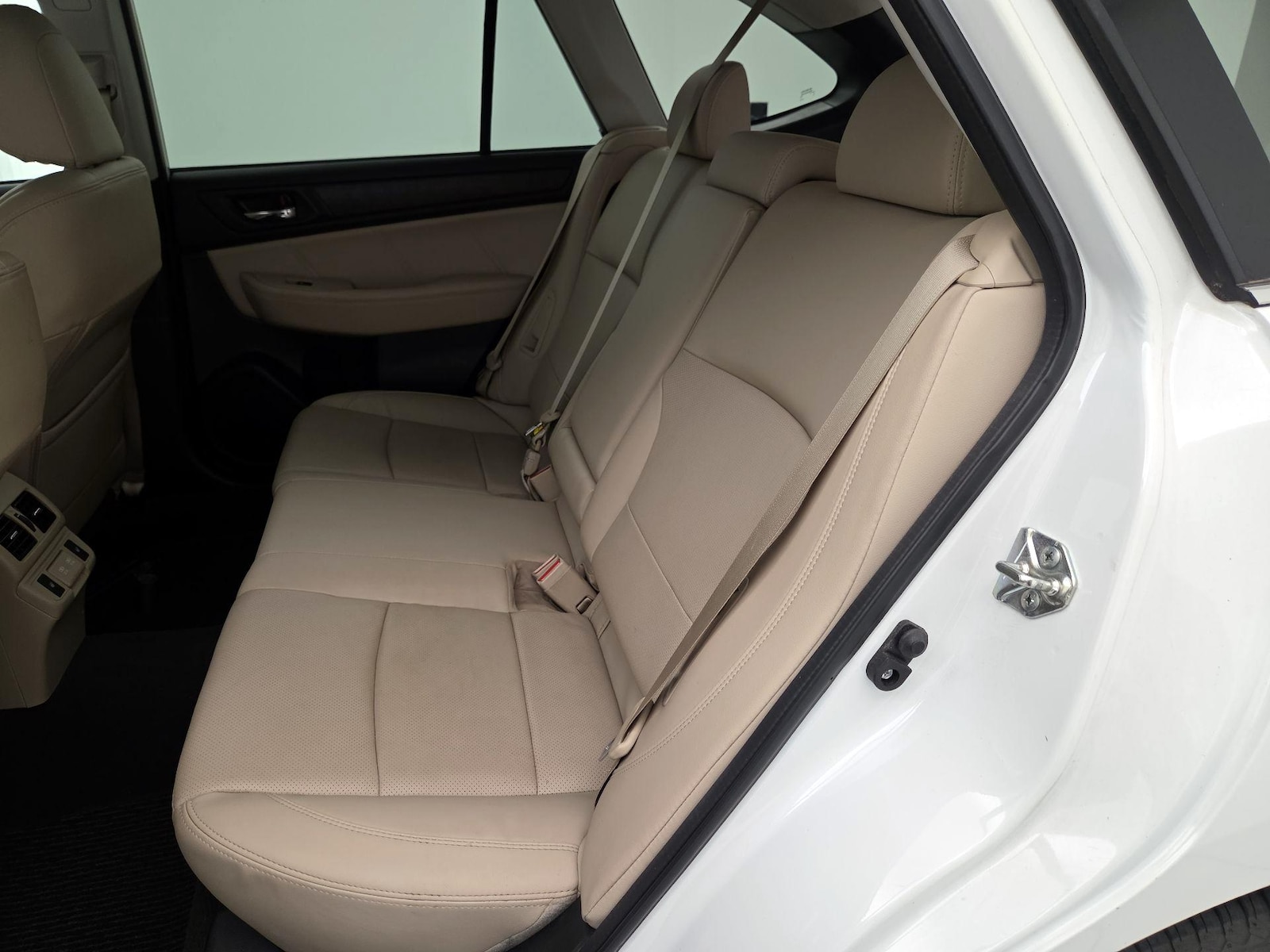 2019 Subaru Outback Limited - Photo 22