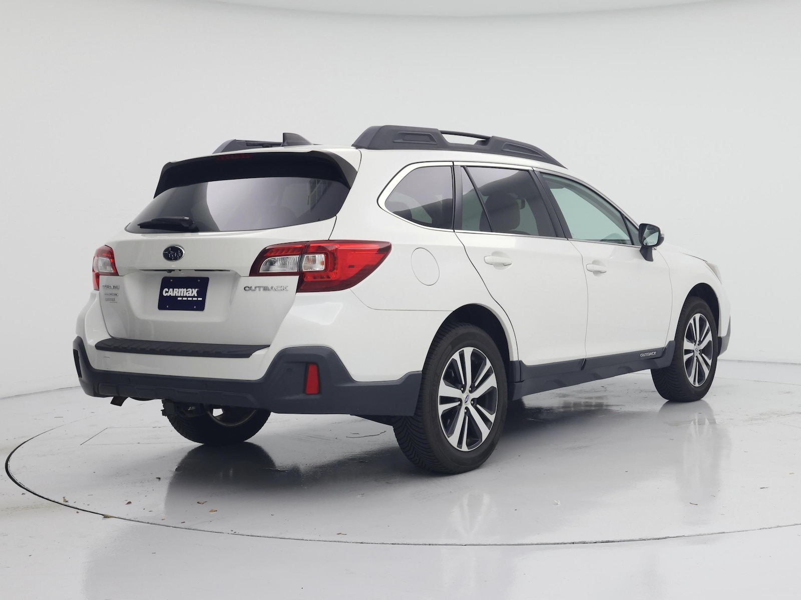 2019 Subaru Outback Limited - Photo 9