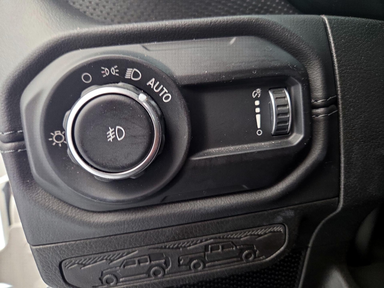 2024 Jeep Wrangler 4-Door Rubicon - Photo 12