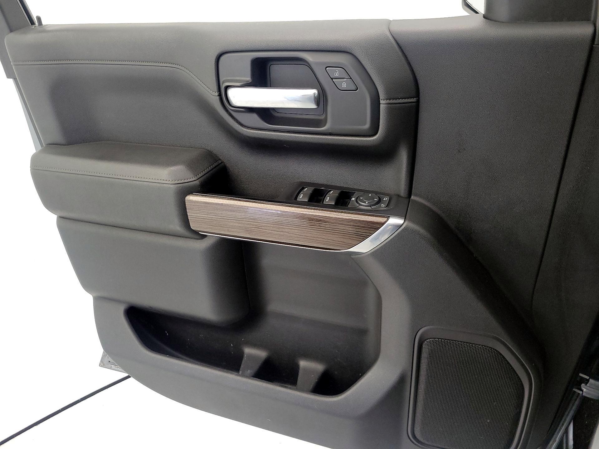 Thumbnail: 2019 Chevrolet Silverado 1500 - 12