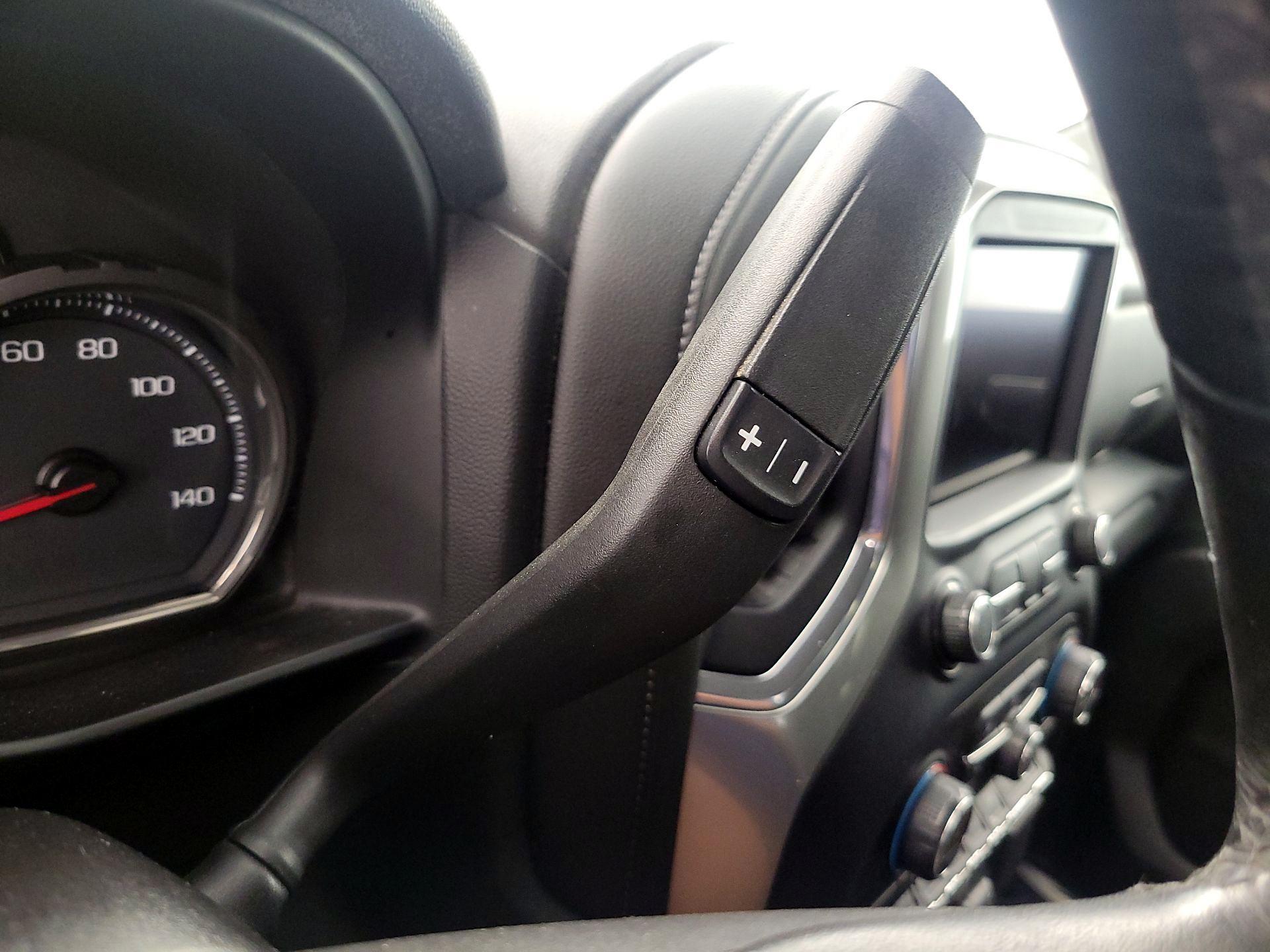 Thumbnail: 2019 Chevrolet Silverado 1500 - 17