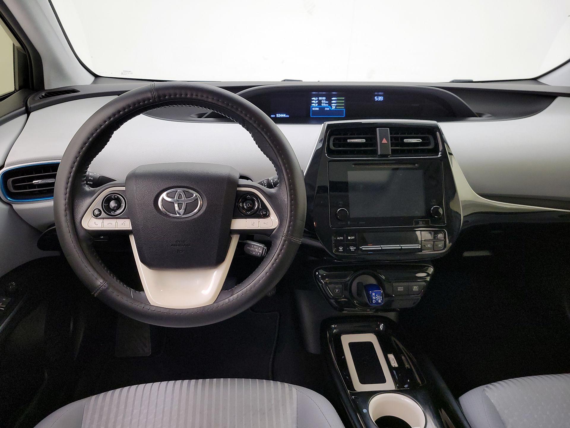 Thumbnail: 2018 Toyota Prius - 10