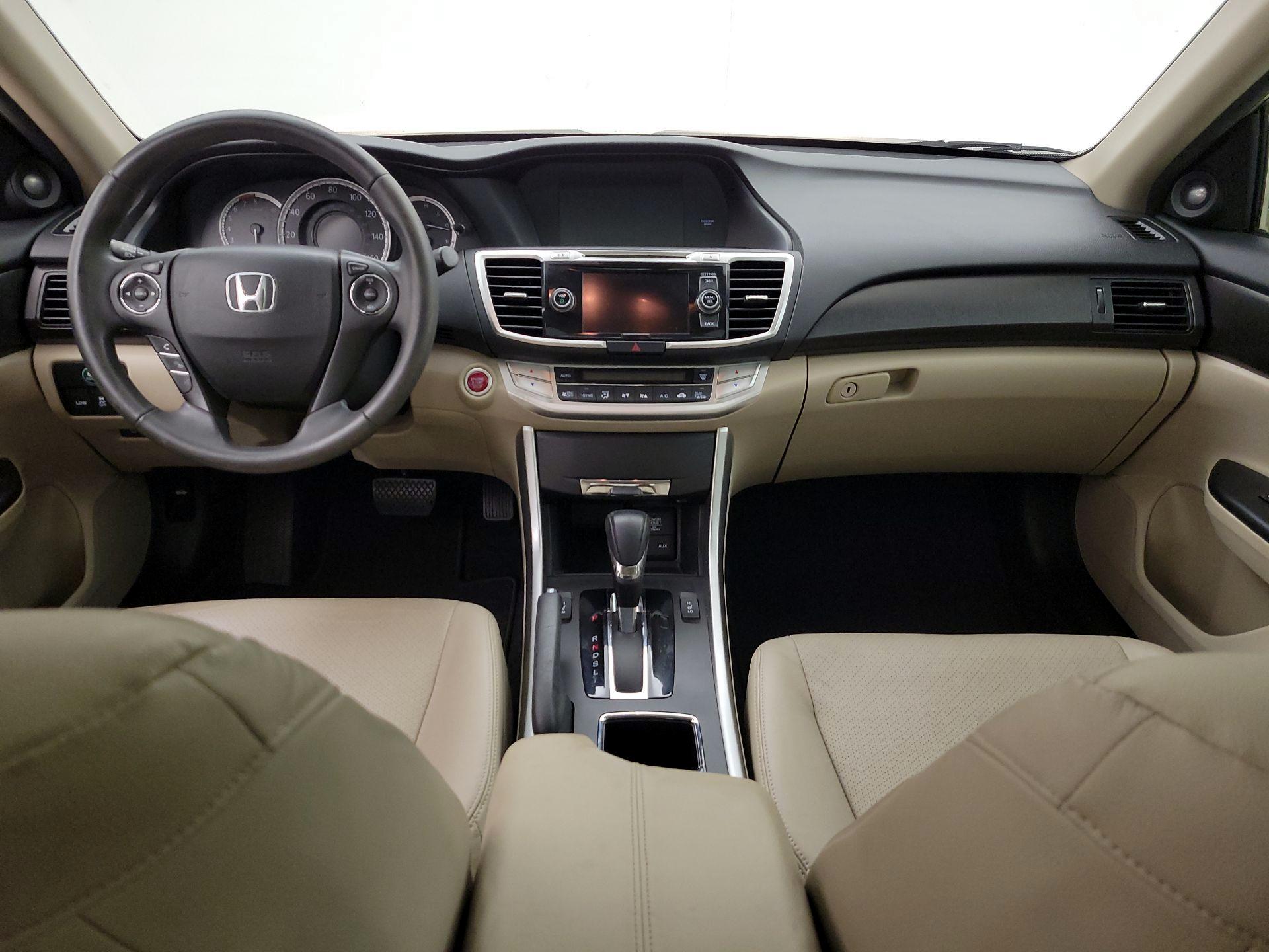 Thumbnail: 2015 Honda Accord - 9