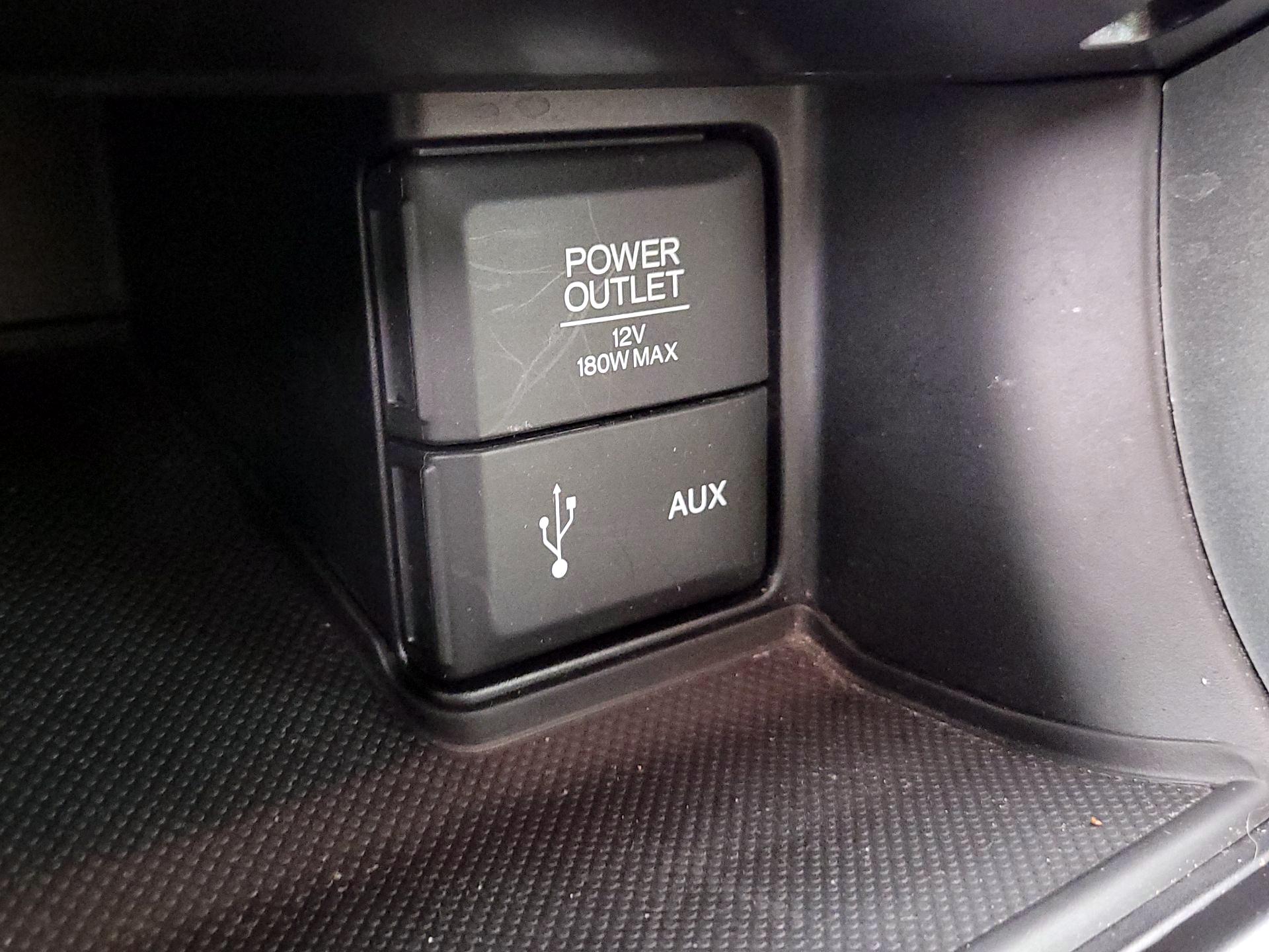 Thumbnail: 2015 Honda Accord - 18