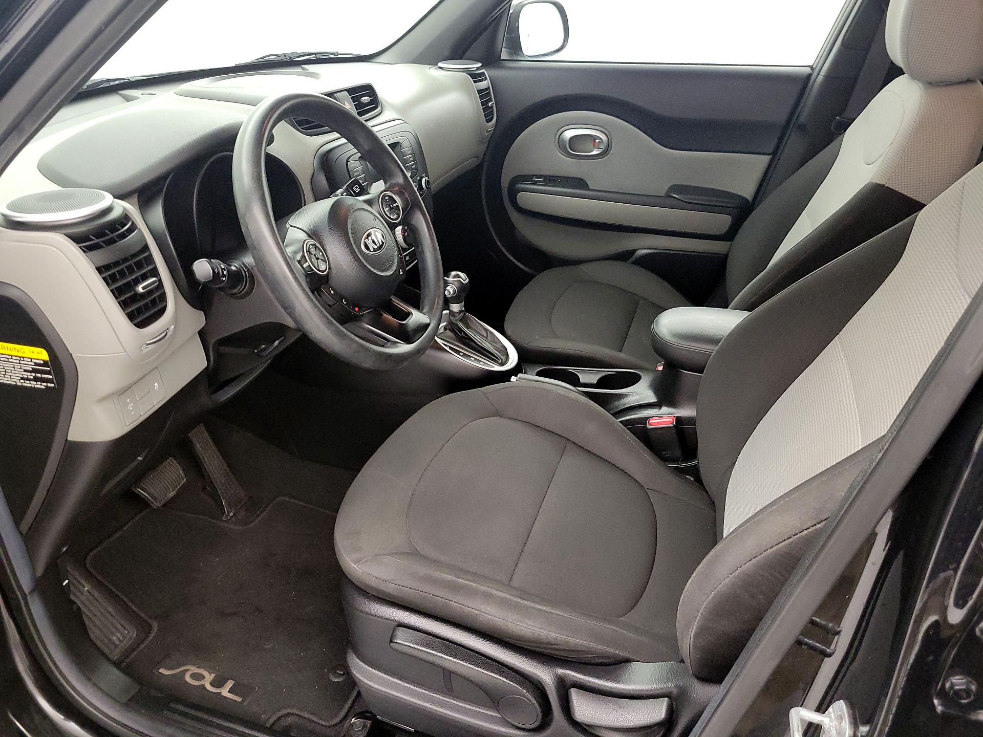 Thumbnail: 2016 Kia Soul - 11