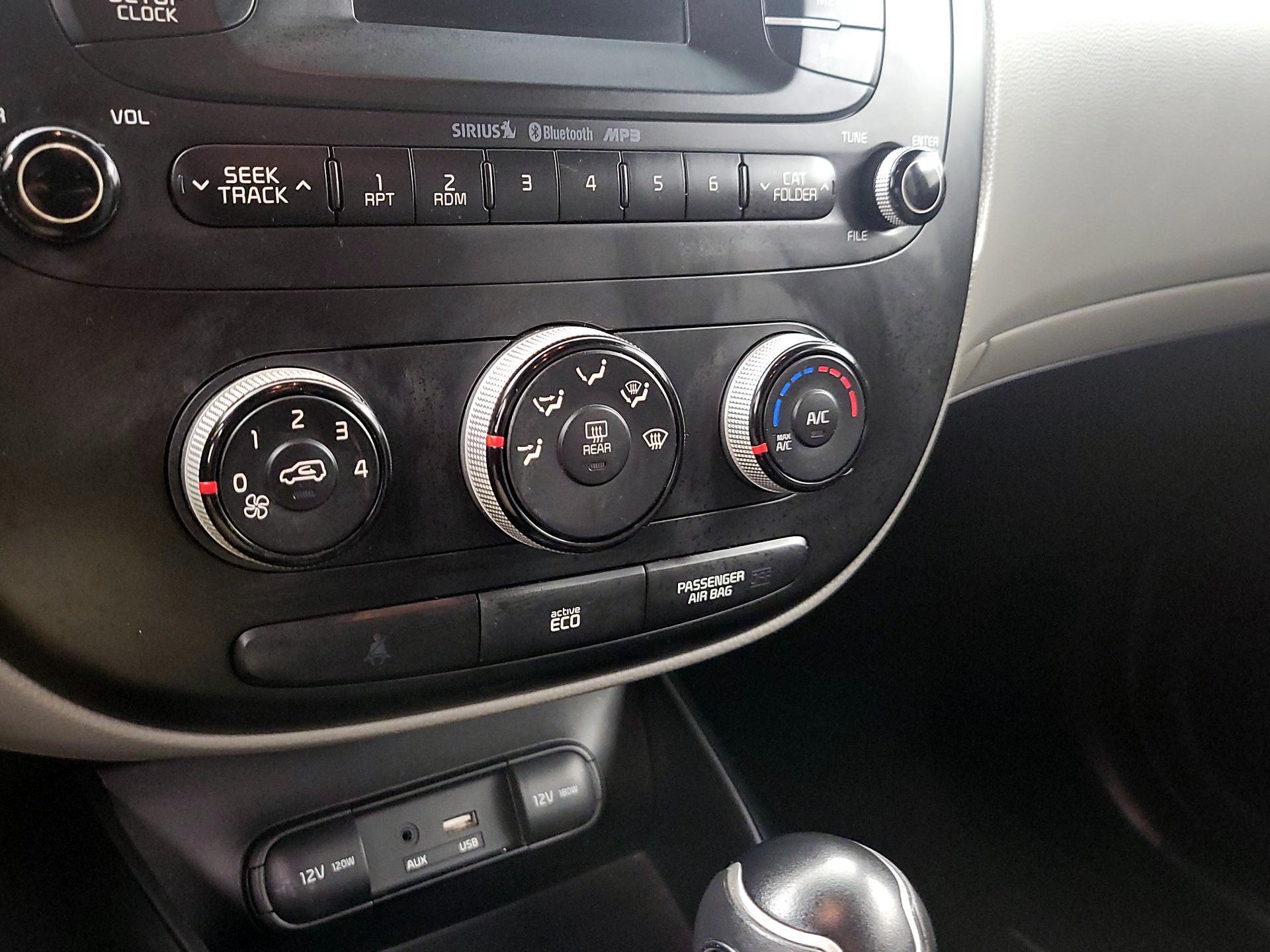 Thumbnail: 2016 Kia Soul - 15