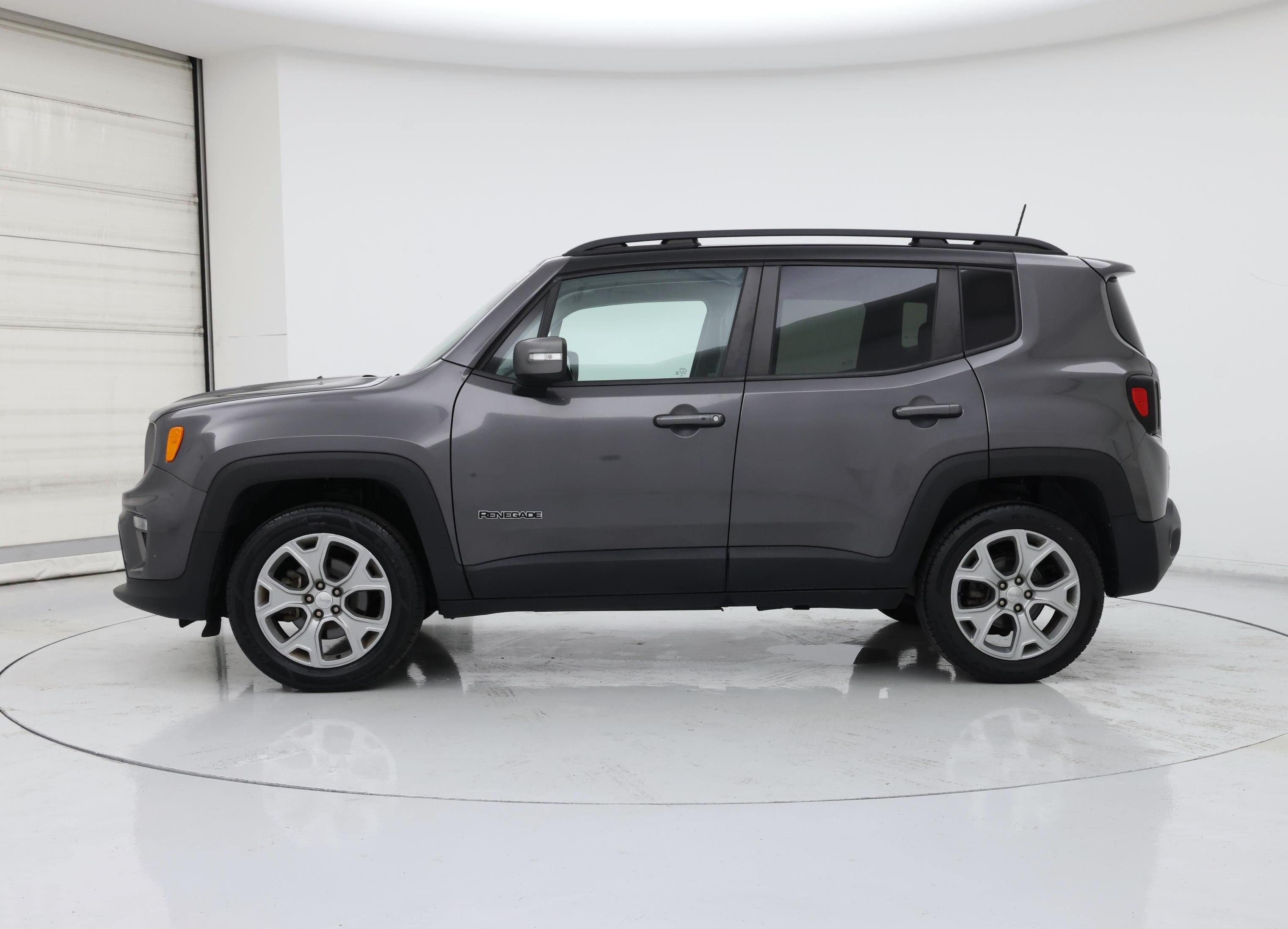 Thumbnail: 2020 Jeep Renegade - 3
