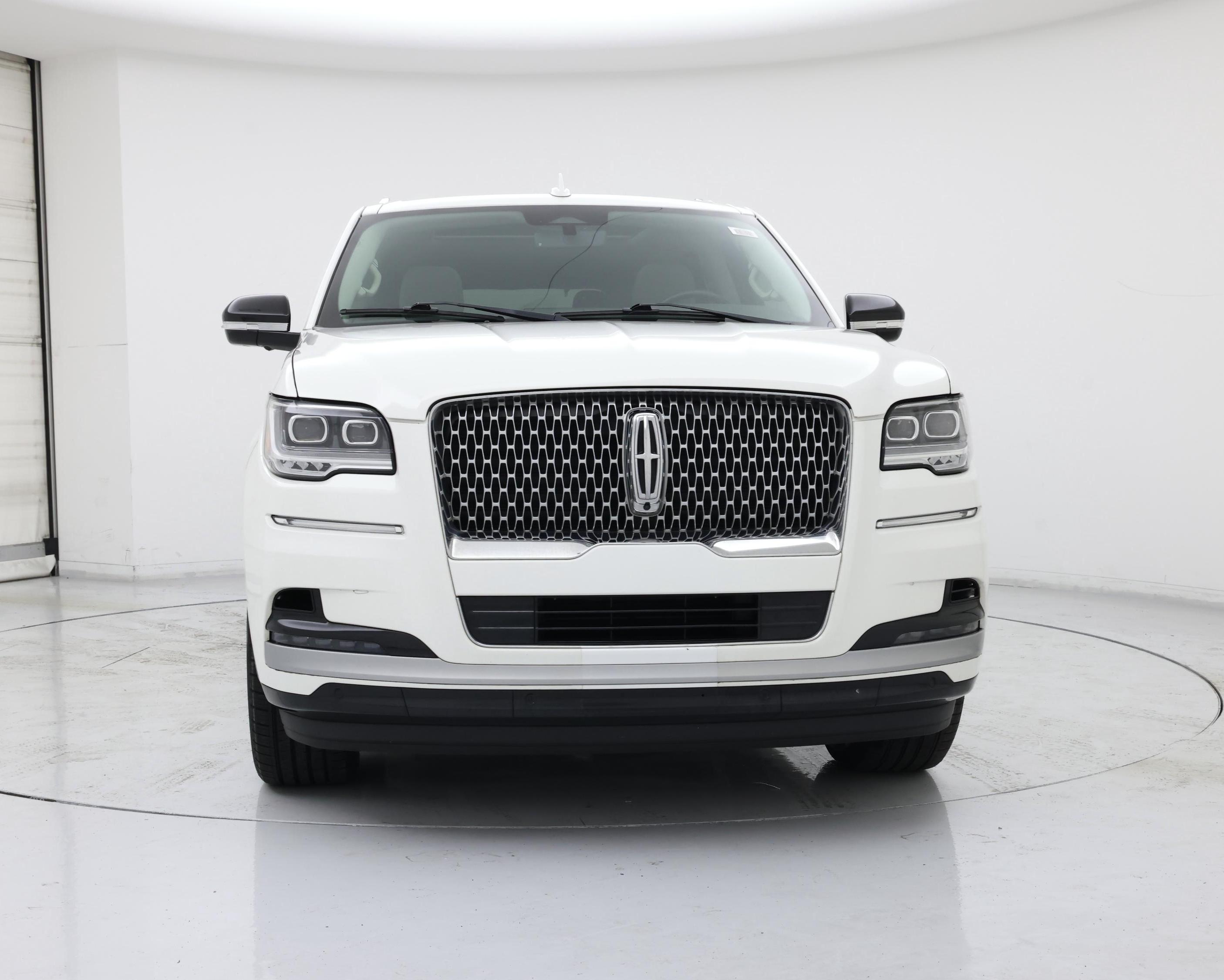 Thumbnail: 2022 Lincoln Navigator - 5