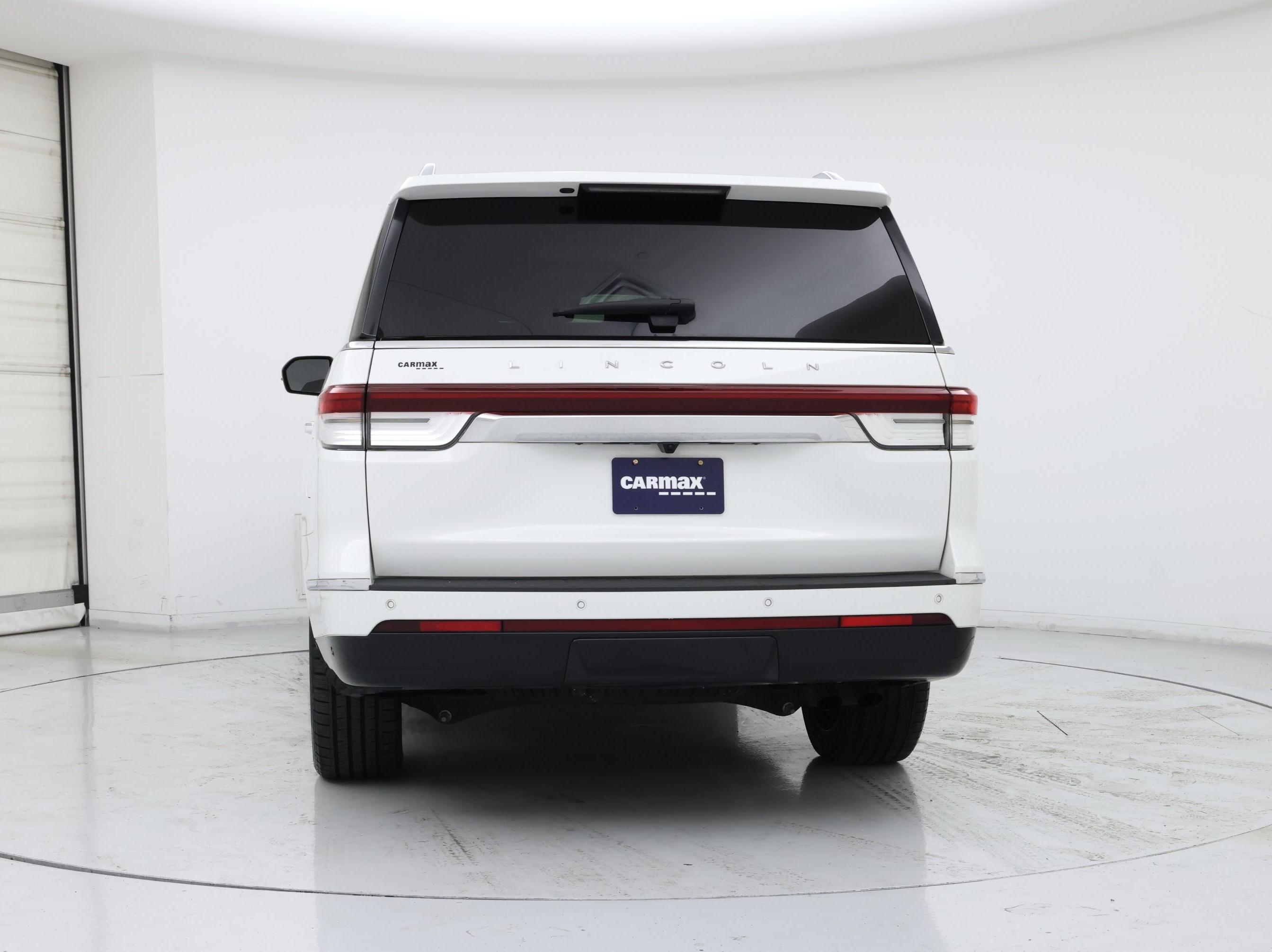 Thumbnail: 2022 Lincoln Navigator - 6