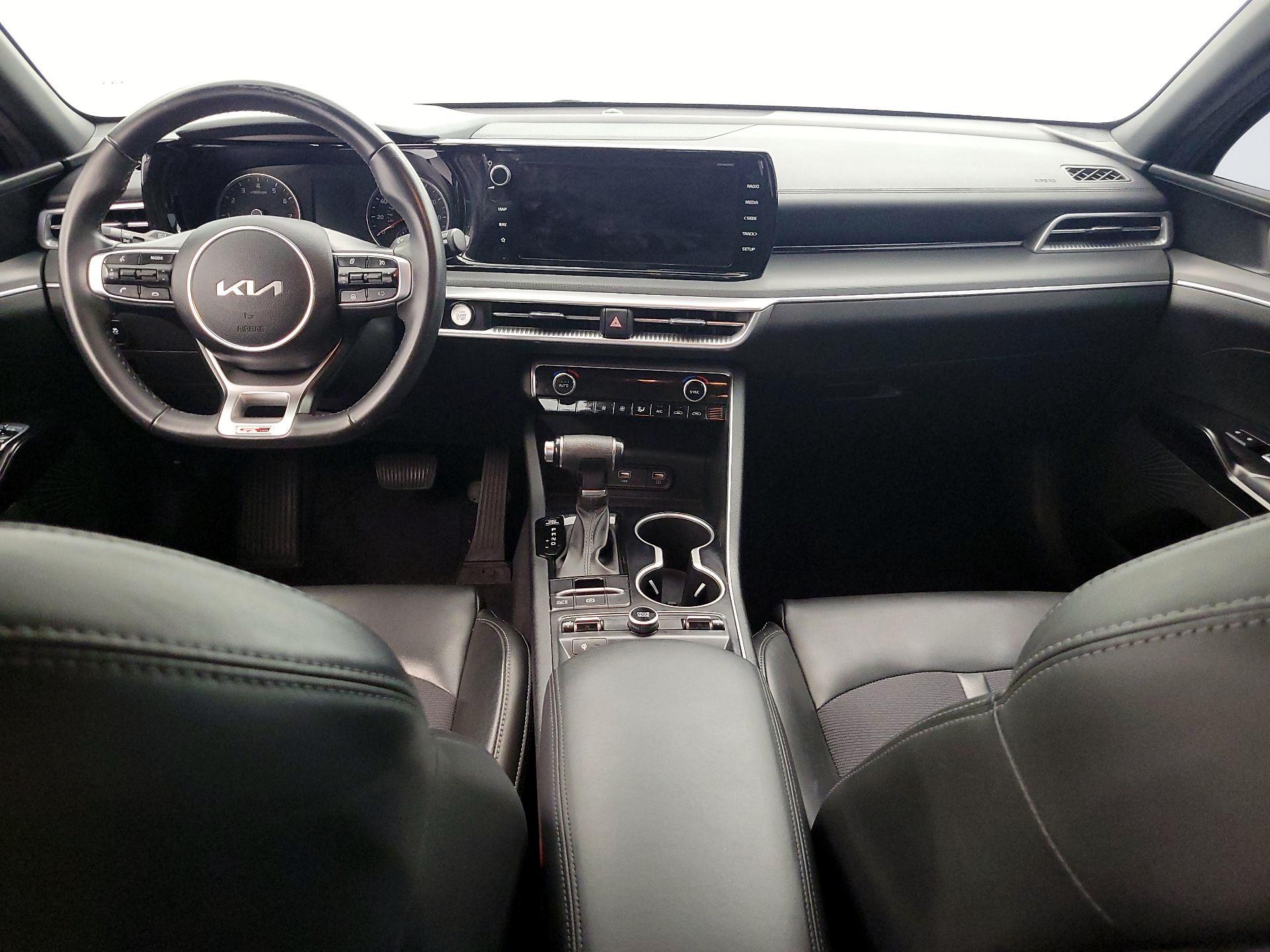 Thumbnail: 2022 Kia K5 - 9