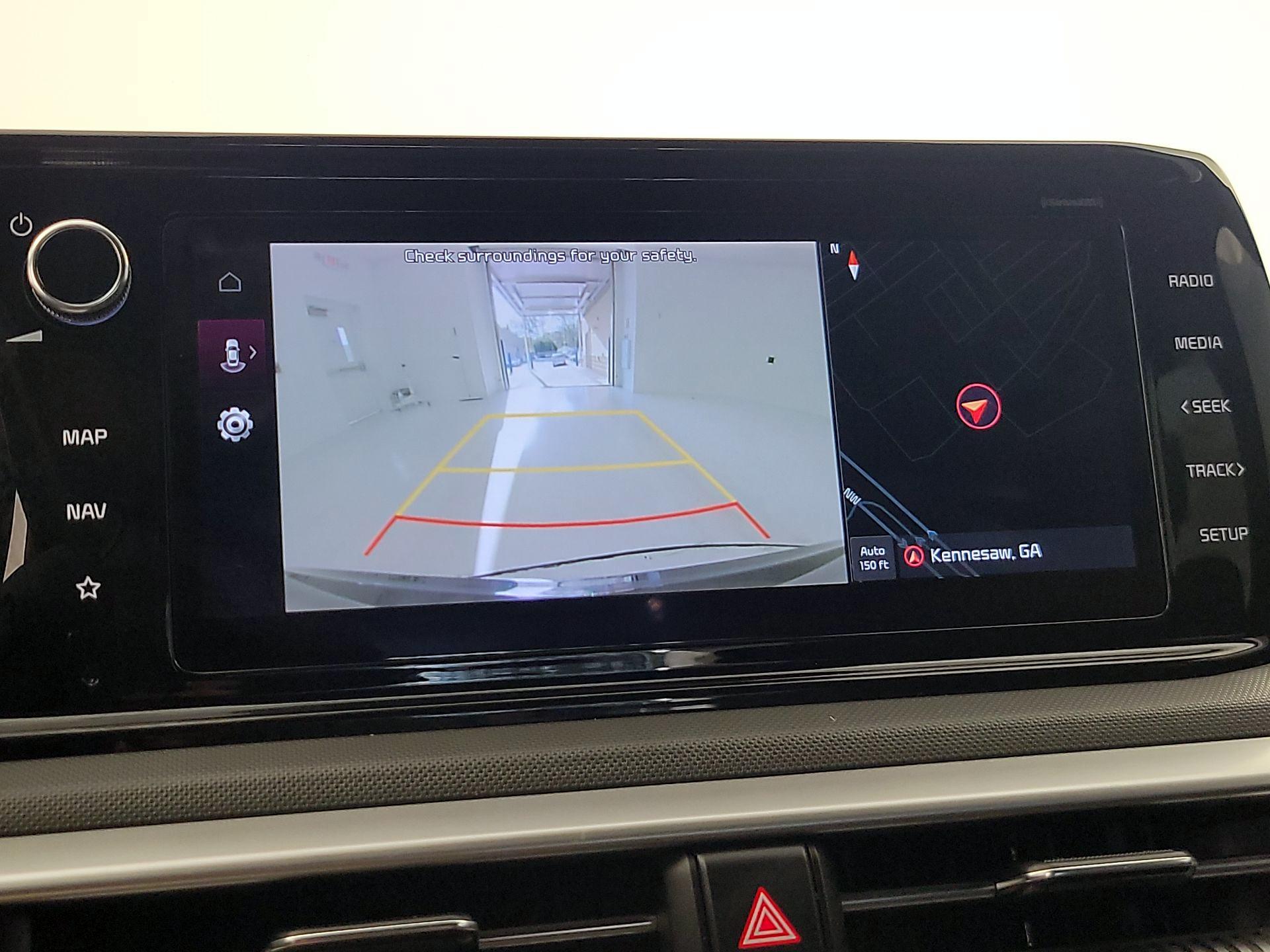 Thumbnail: 2022 Kia K5 - 15