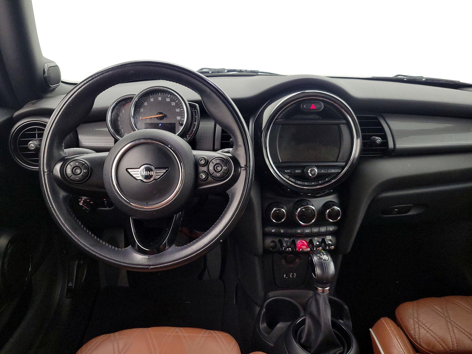 Thumbnail: 2018 MINI Cooper - 10