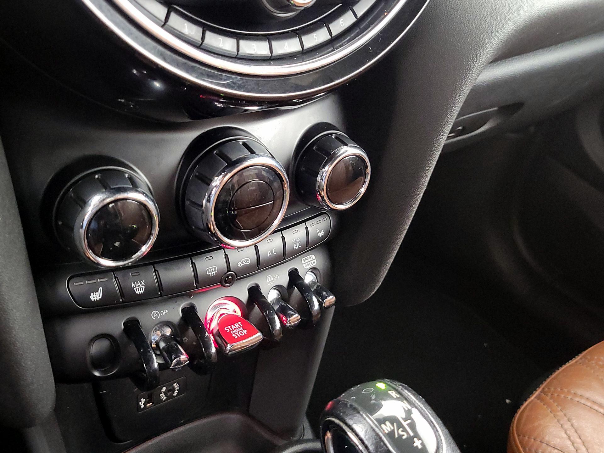 Thumbnail: 2018 MINI Cooper - 16