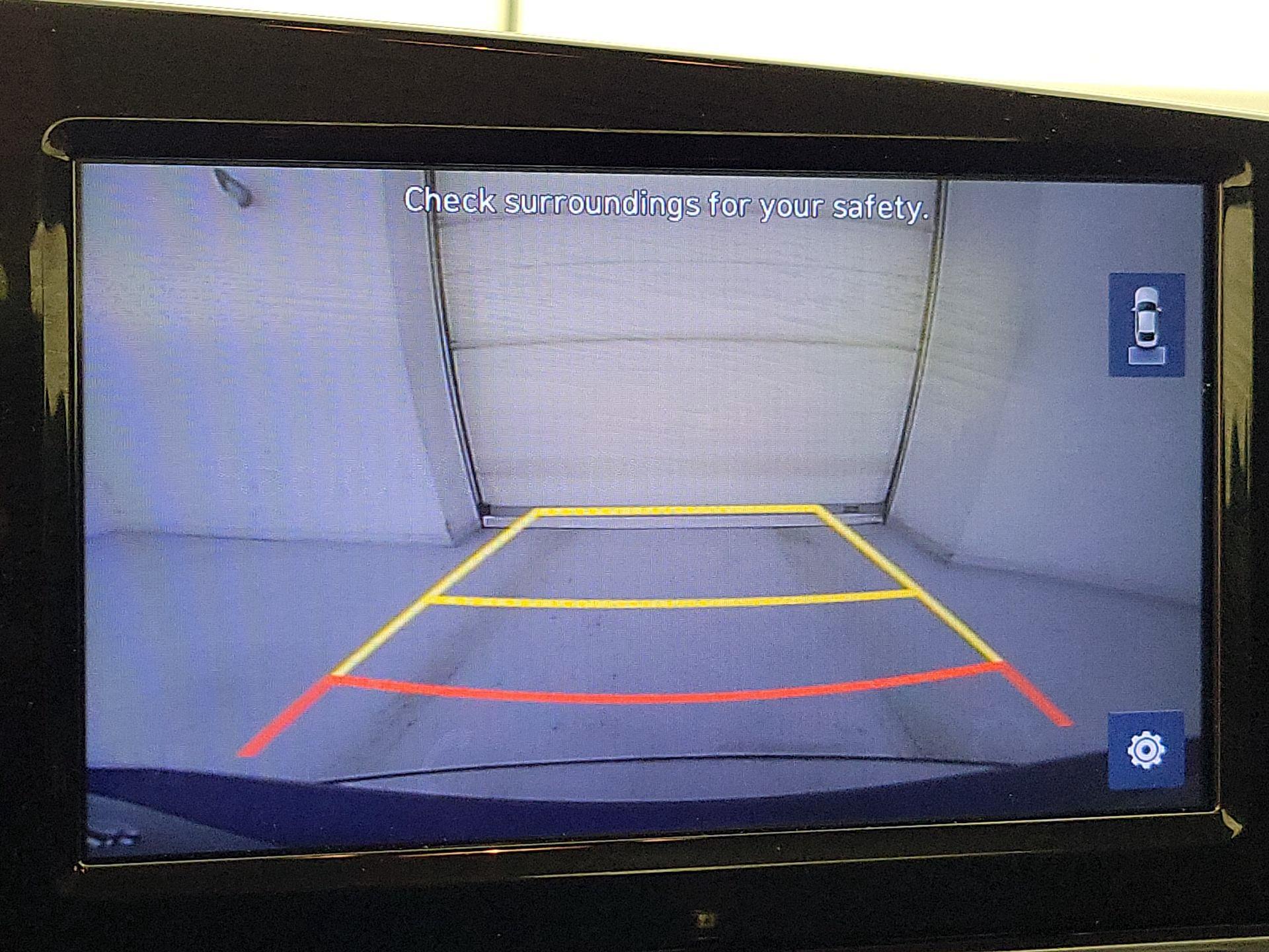 Thumbnail: 2021 Hyundai Elantra - 14