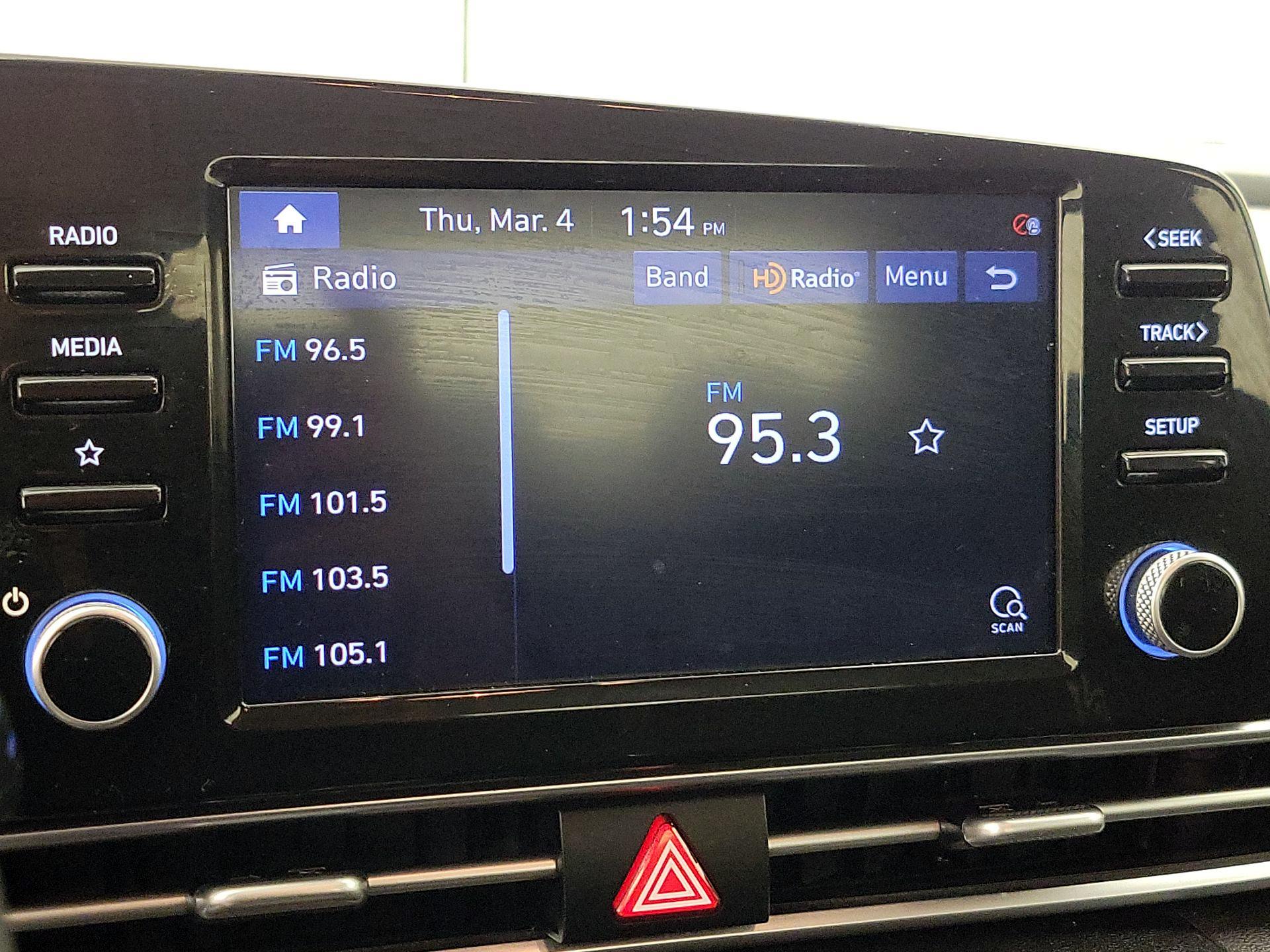 Thumbnail: 2021 Hyundai Elantra - 15