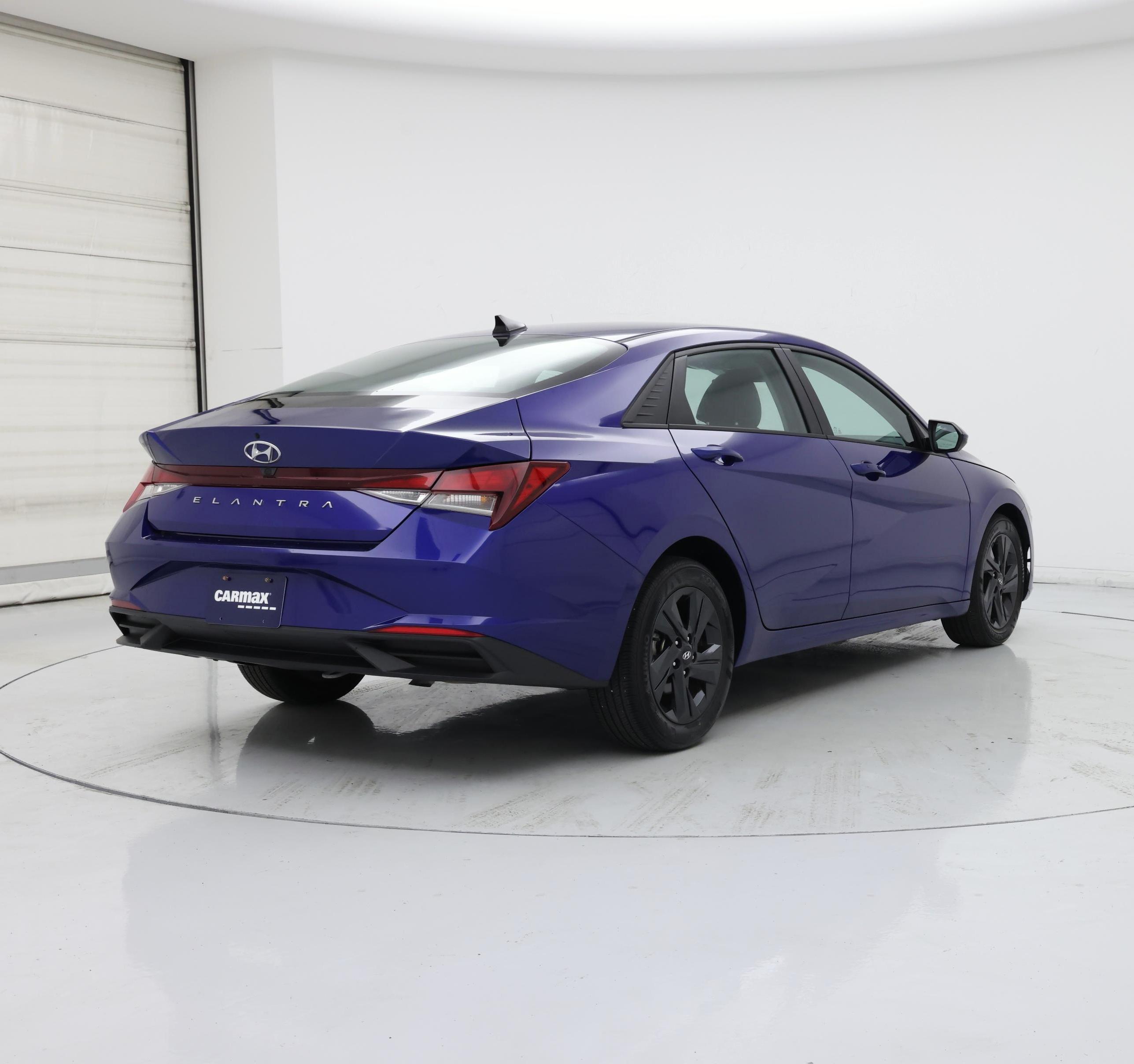 Thumbnail: 2021 Hyundai Elantra - 8