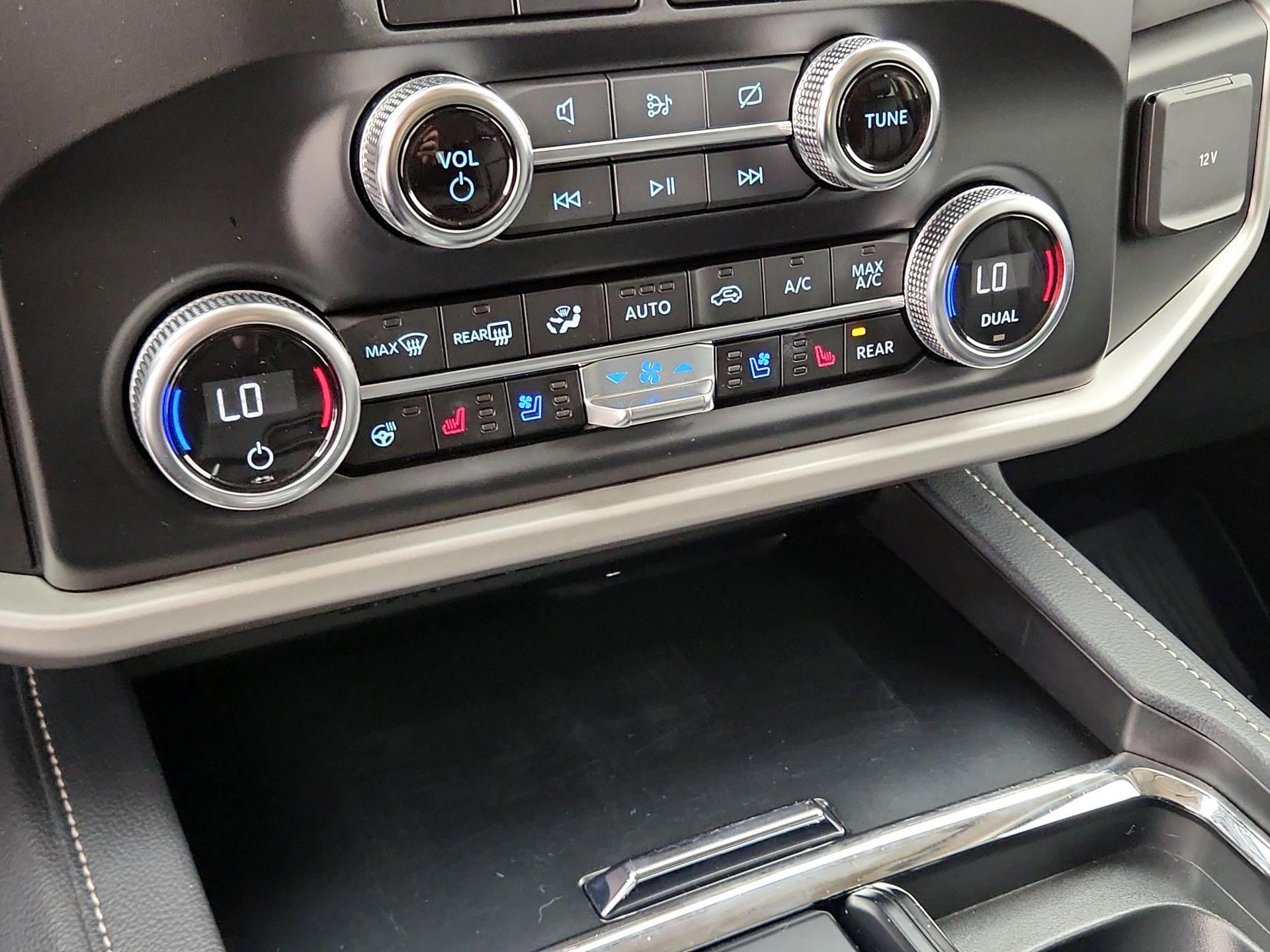 Thumbnail: 2024 Ford Expedition - 17