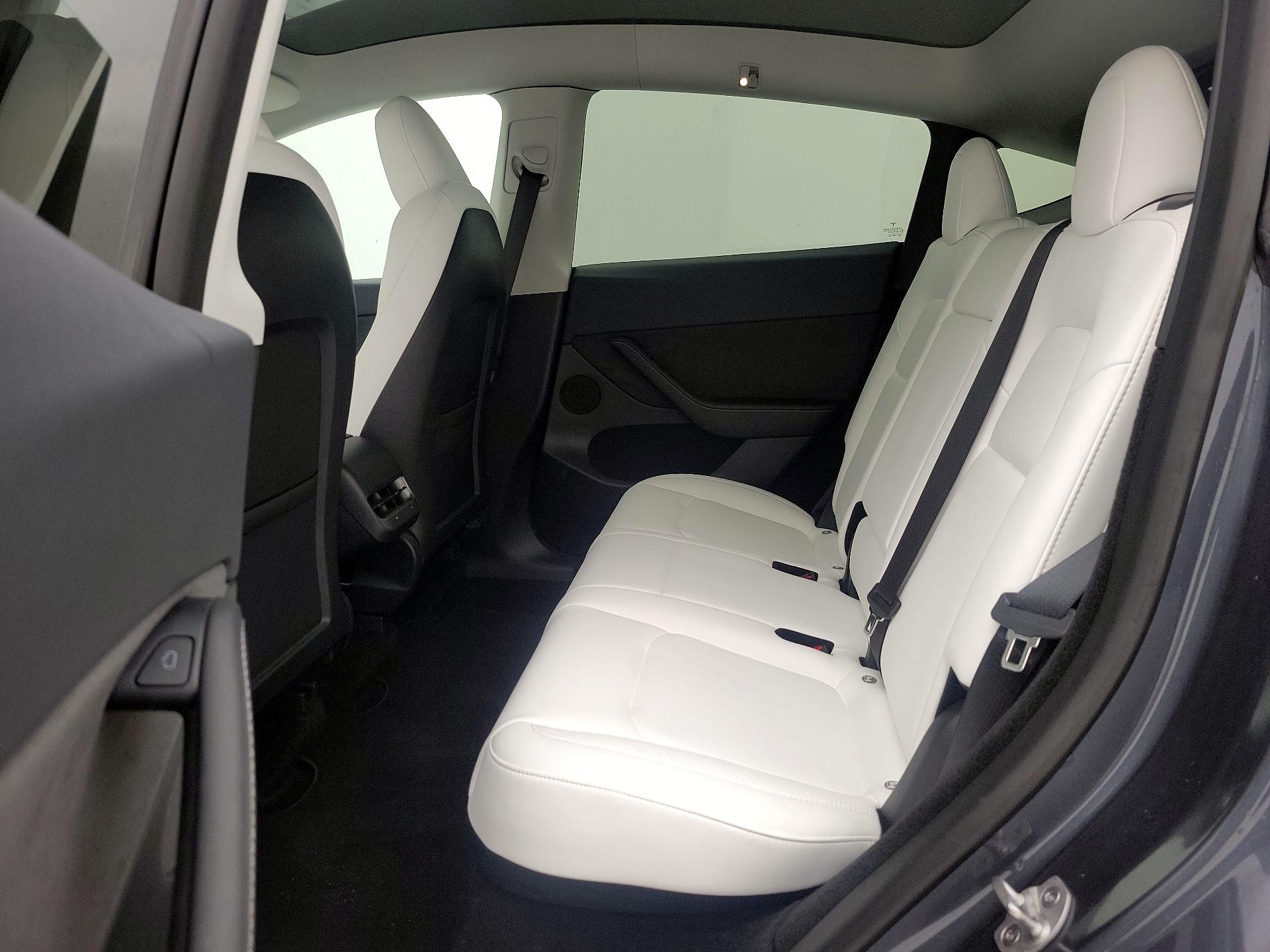 Thumbnail: 2023 Tesla Model Y - 20