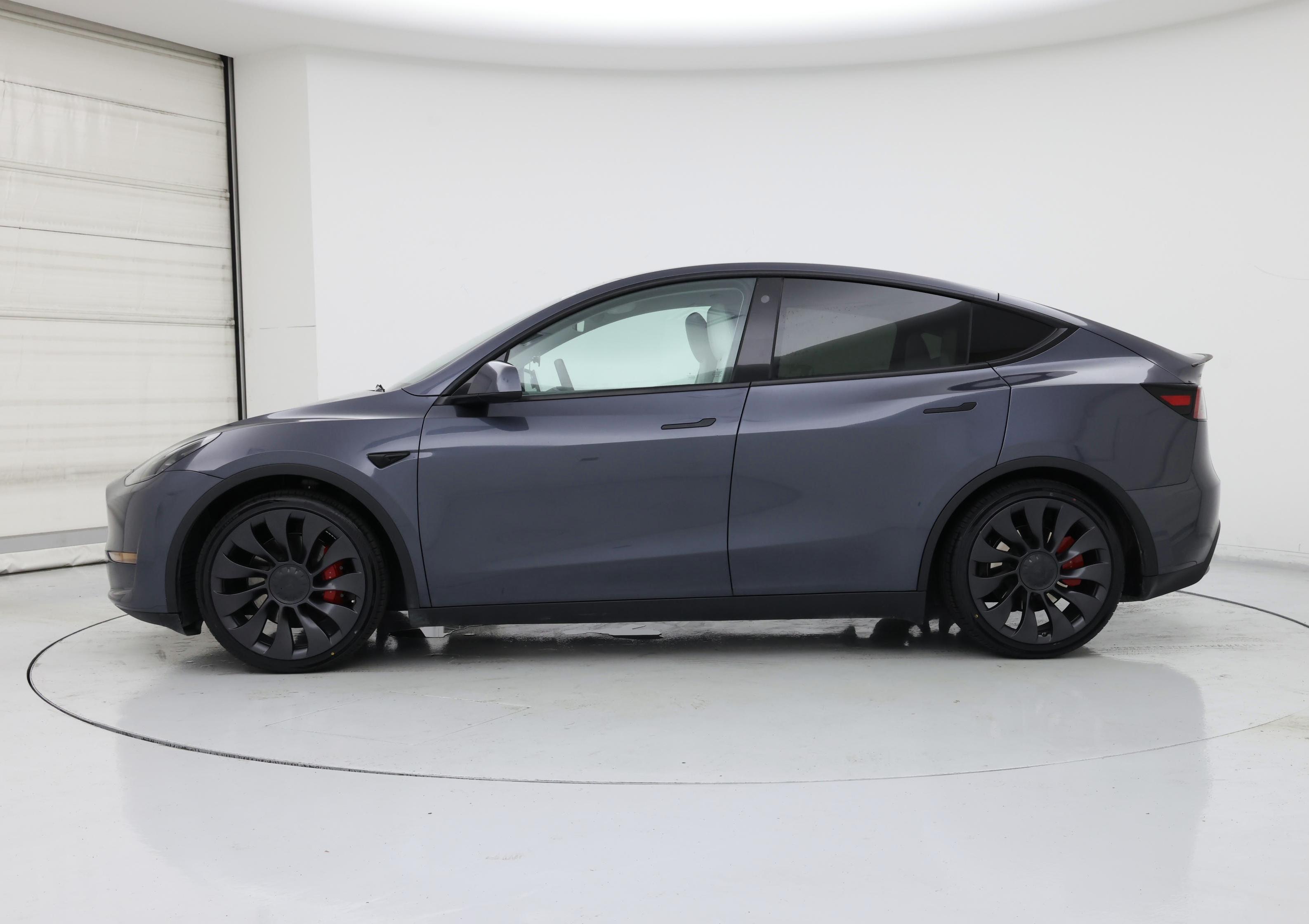 Thumbnail: 2023 Tesla Model Y - 3