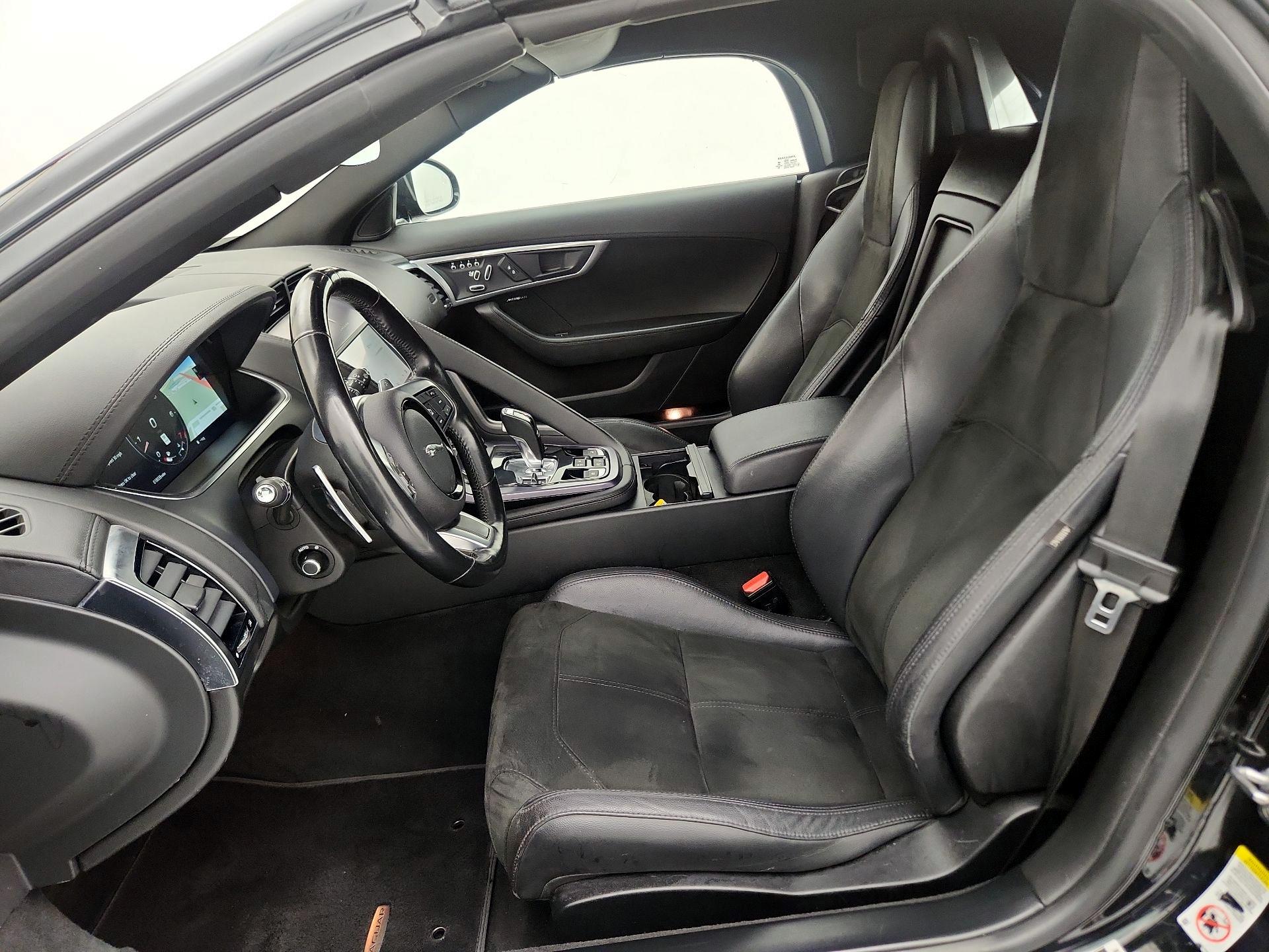 Thumbnail: 2022 Jaguar F-Type - 11