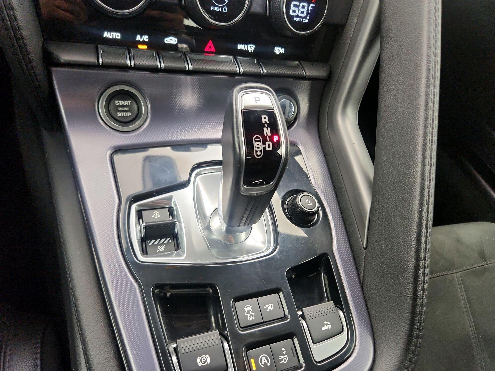 Thumbnail: 2022 Jaguar F-Type - 18