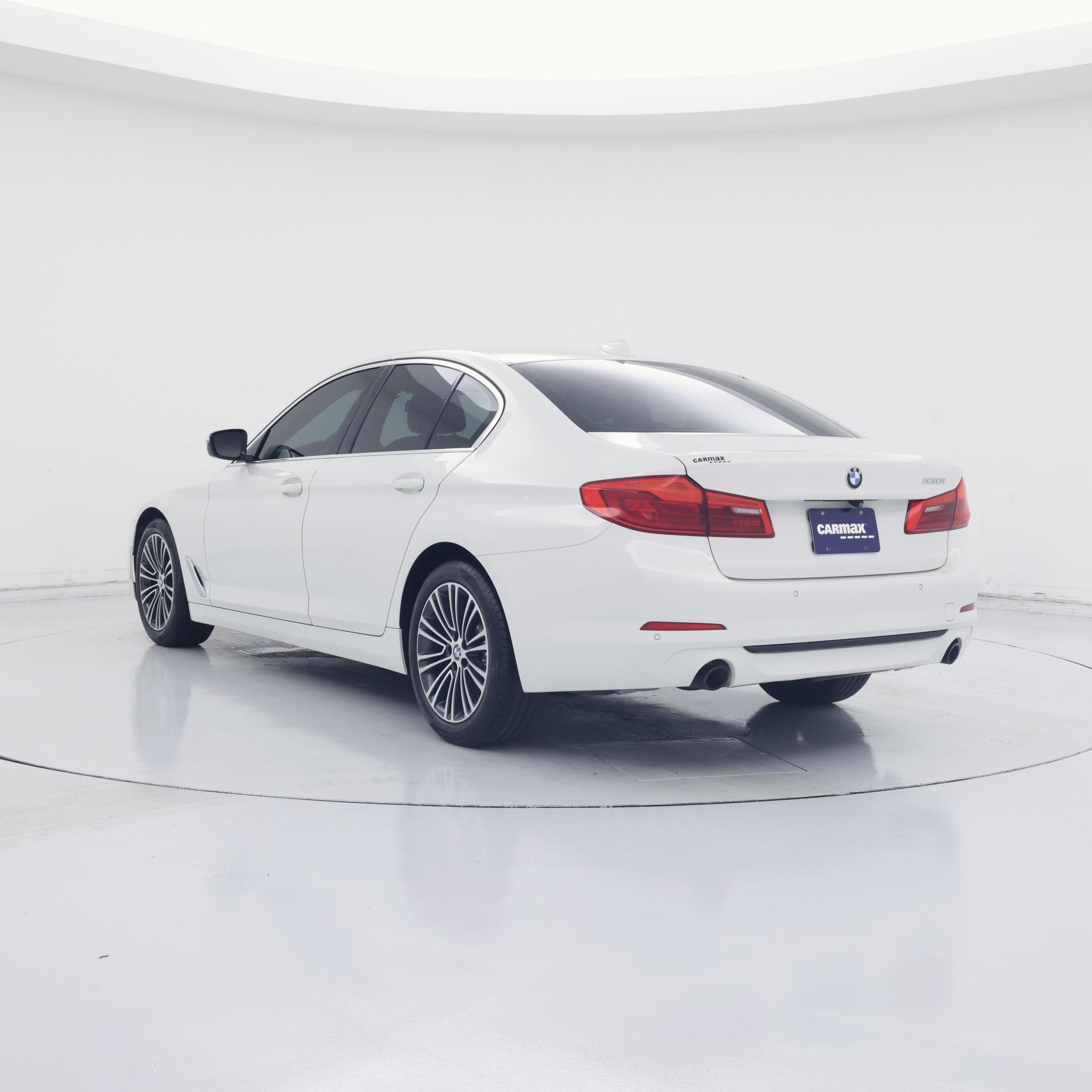 Thumbnail: 2019 BMW 5 Series - 2