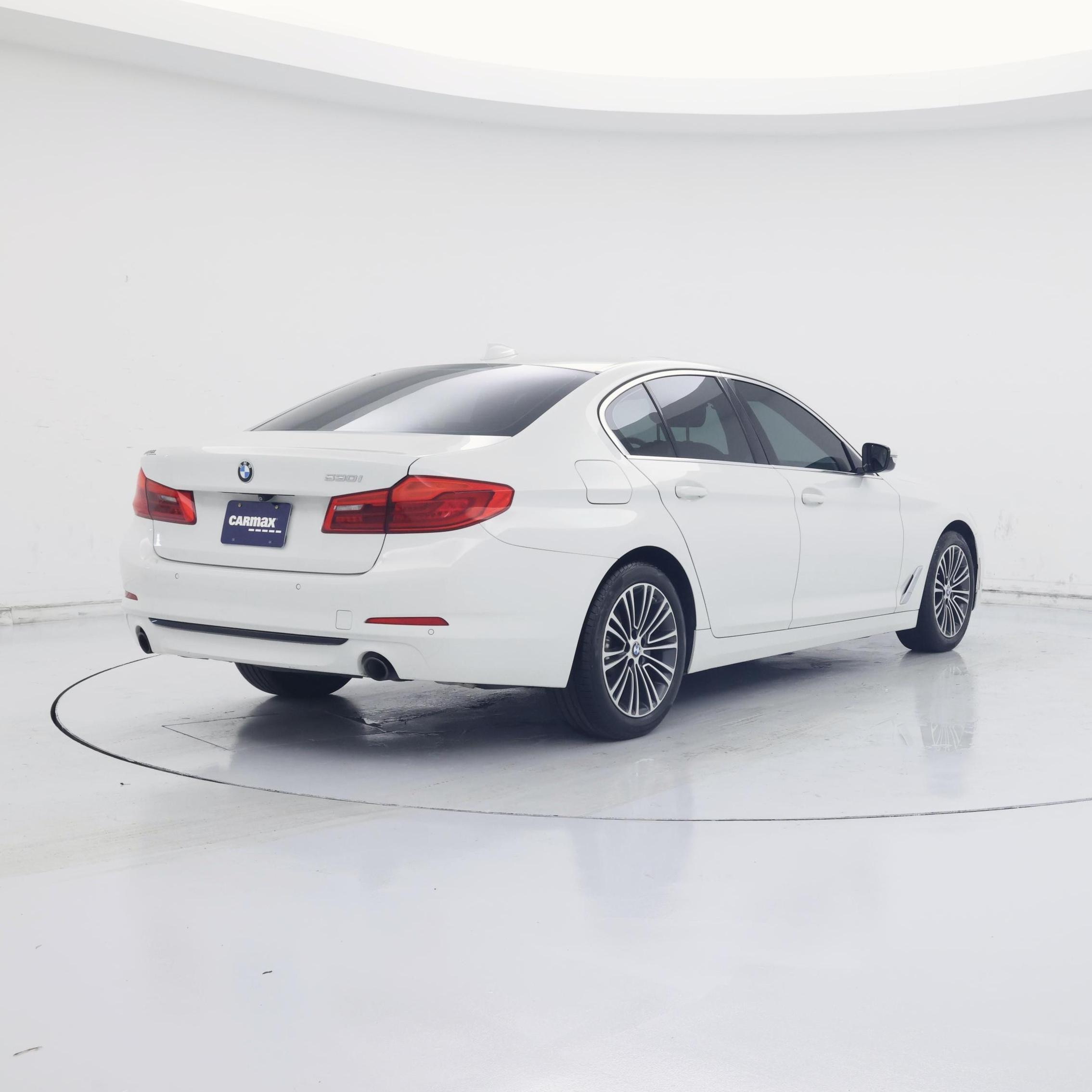 Thumbnail: 2019 BMW 5 Series - 8