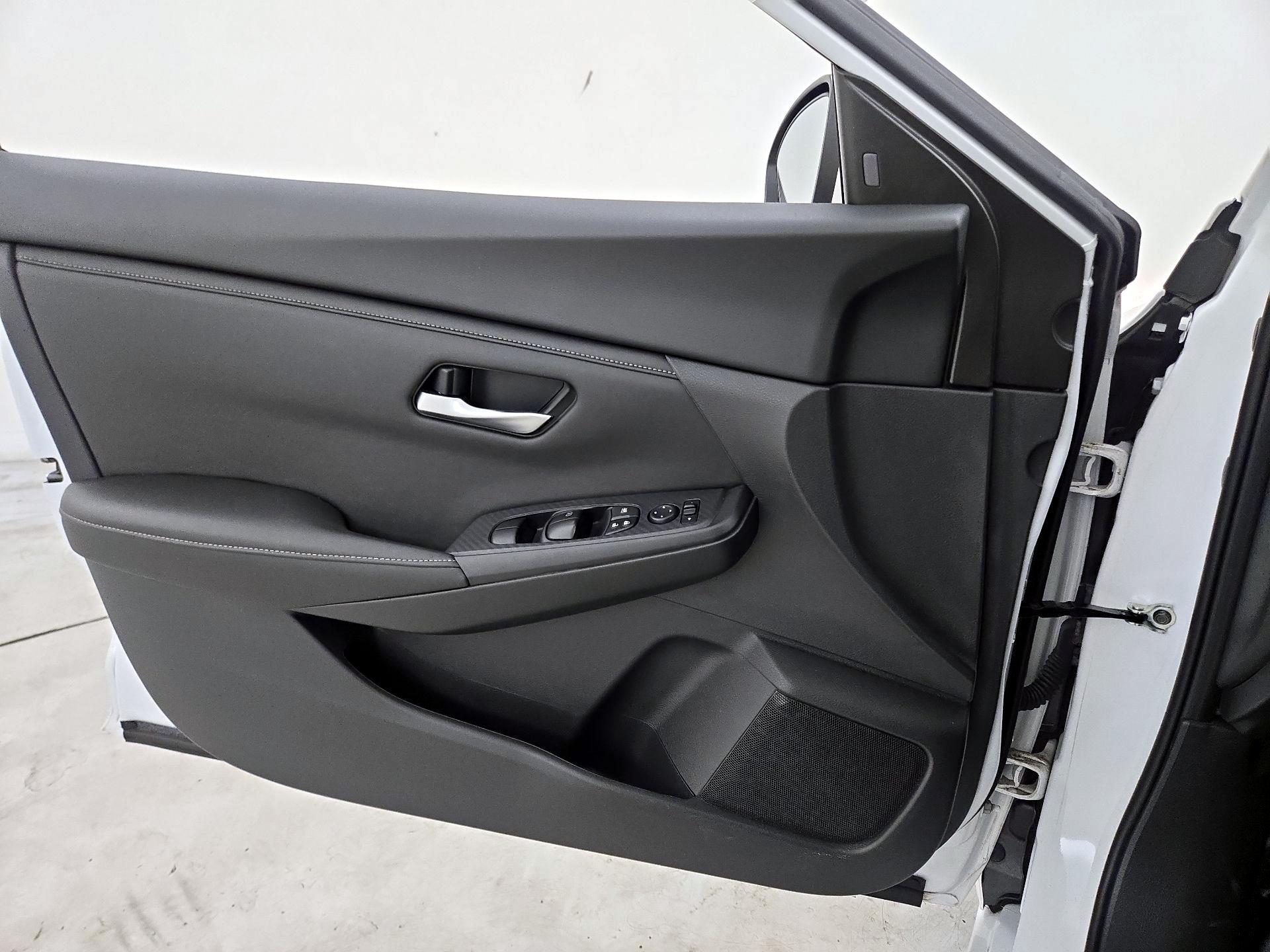 Thumbnail: 2024 Nissan Sentra - 12