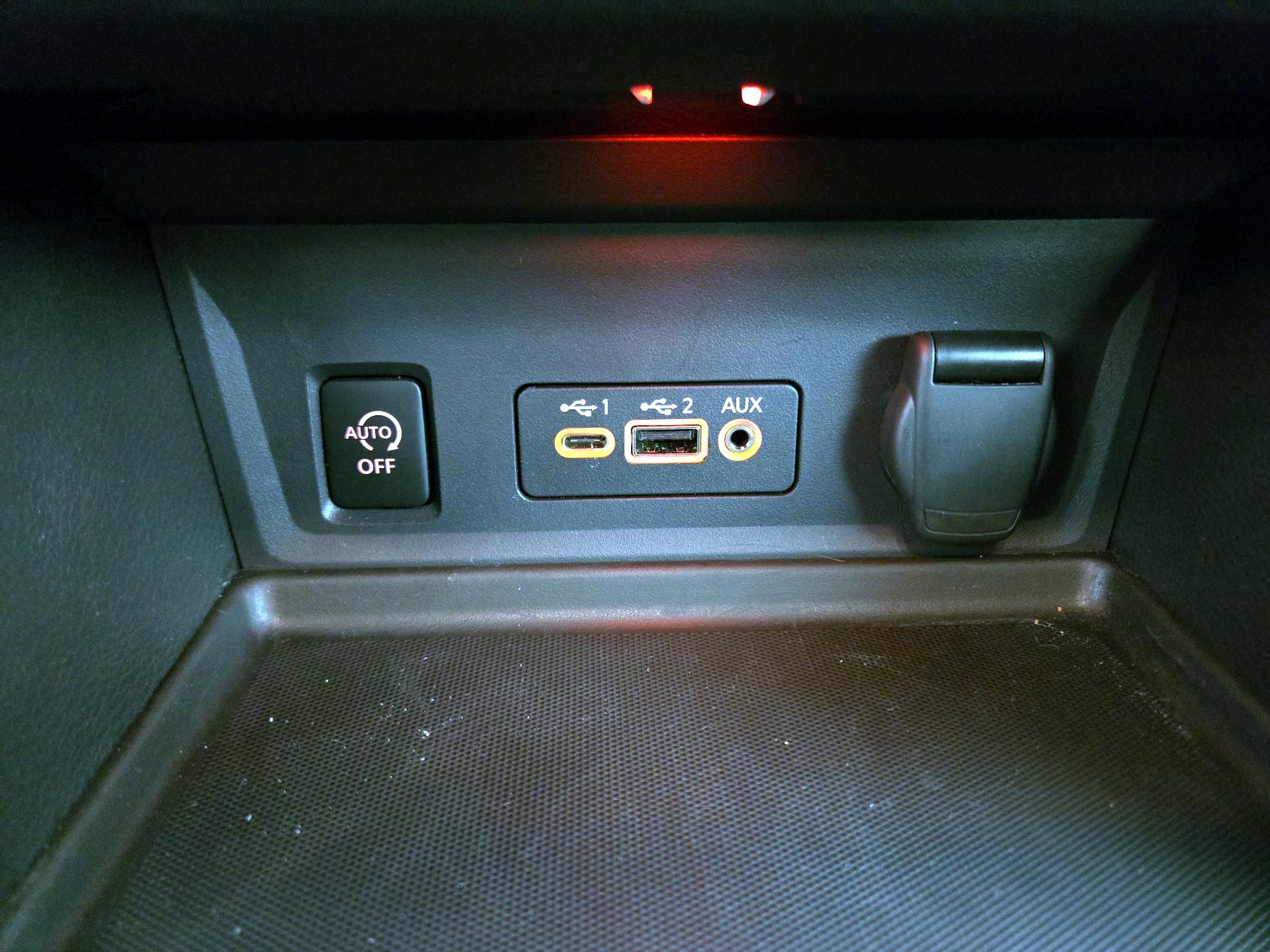 Thumbnail: 2024 Nissan Sentra - 18