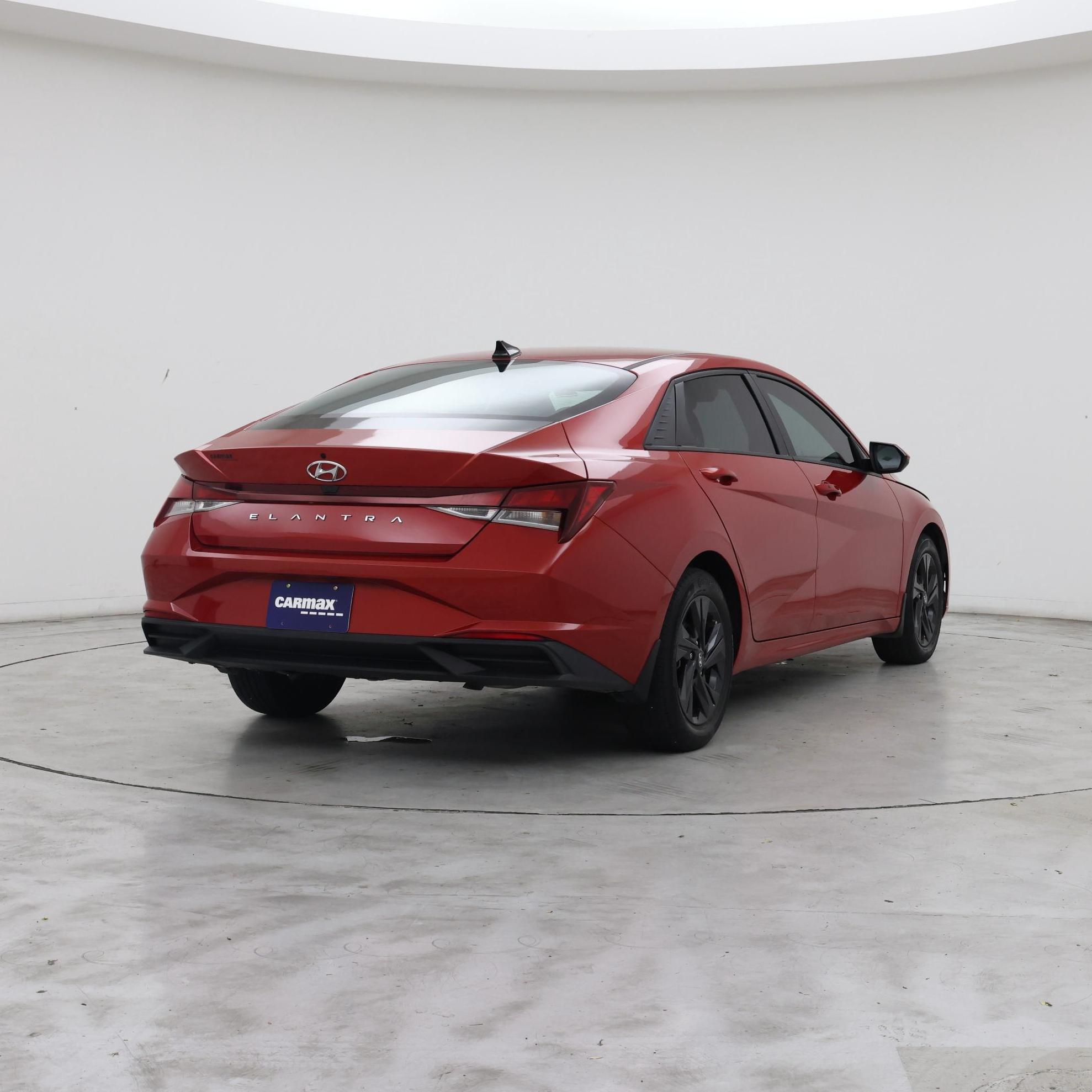 Thumbnail: 2023 Hyundai Elantra - 8