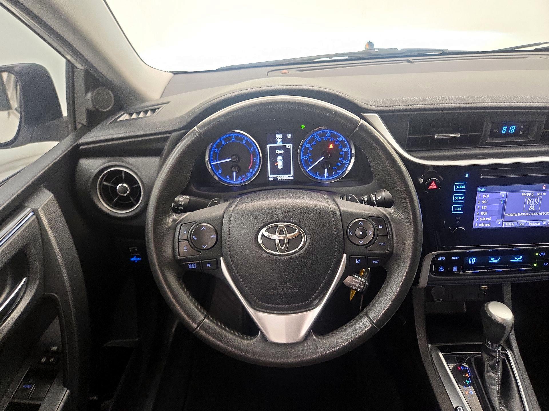 Thumbnail: 2018 Toyota Corolla - 10