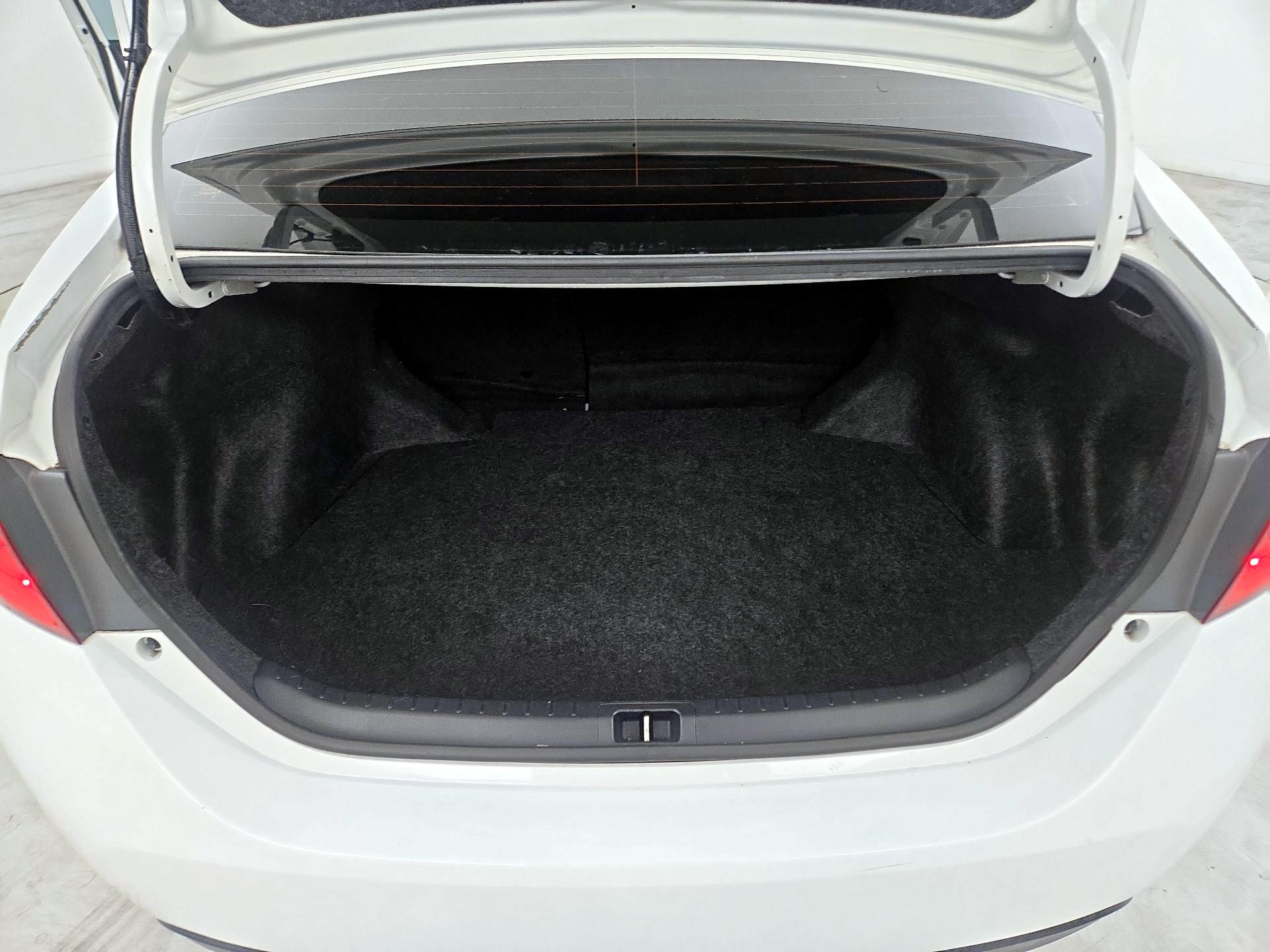 Thumbnail: 2018 Toyota Corolla - 20