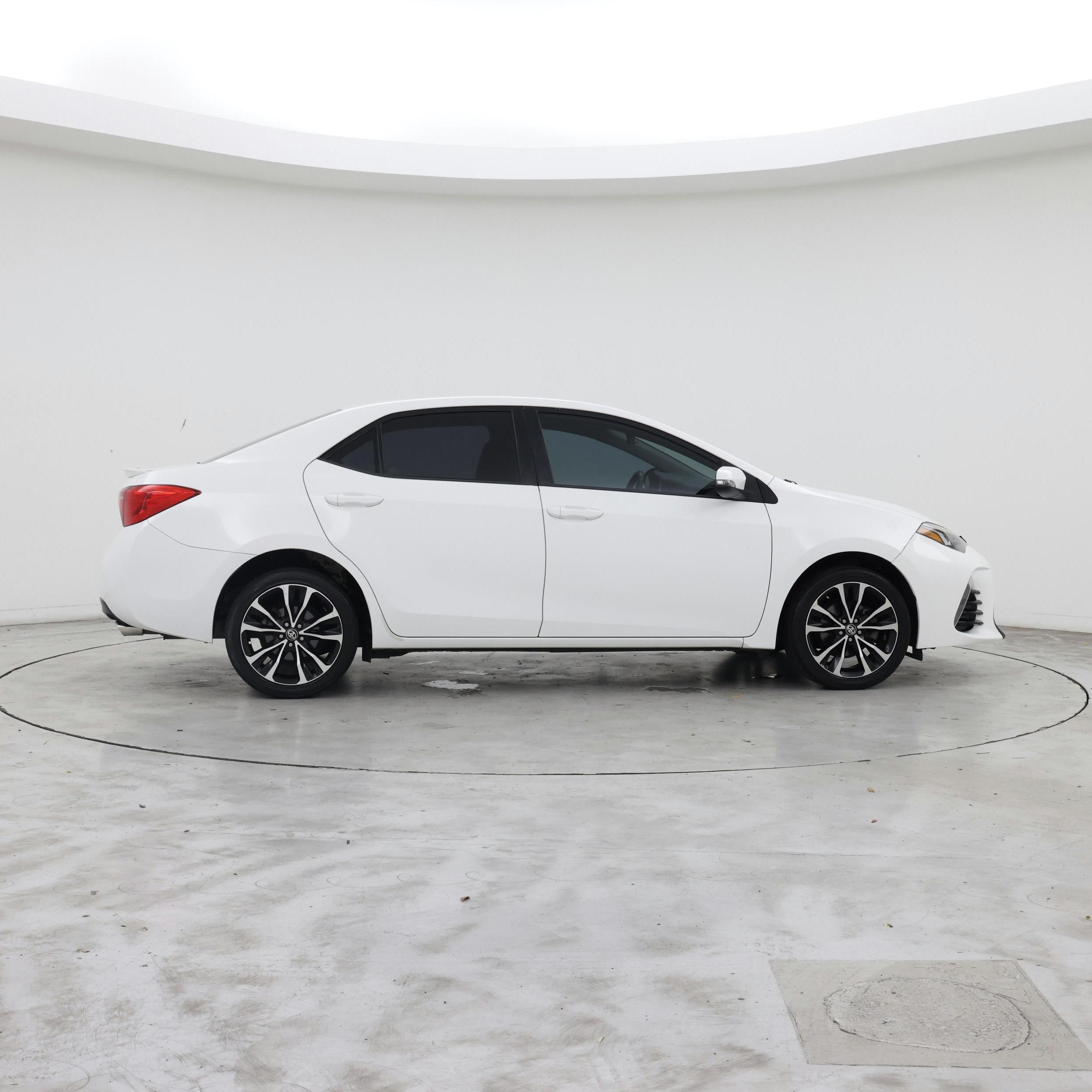 Thumbnail: 2018 Toyota Corolla - 7