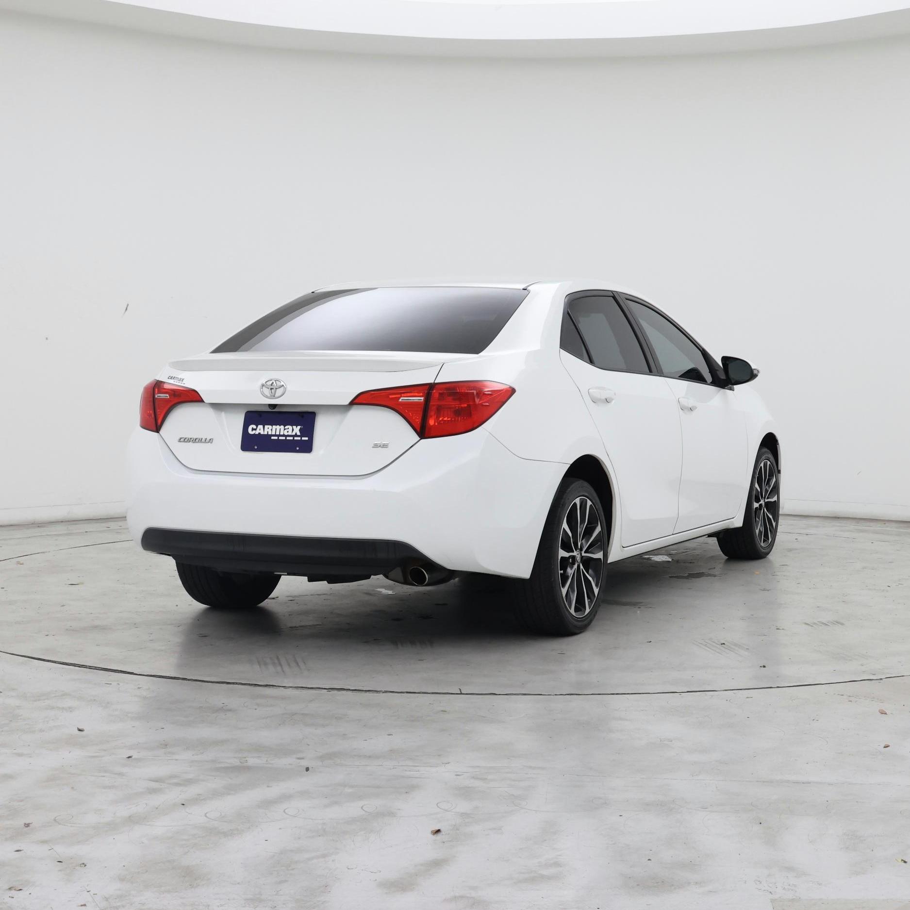 Thumbnail: 2018 Toyota Corolla - 8