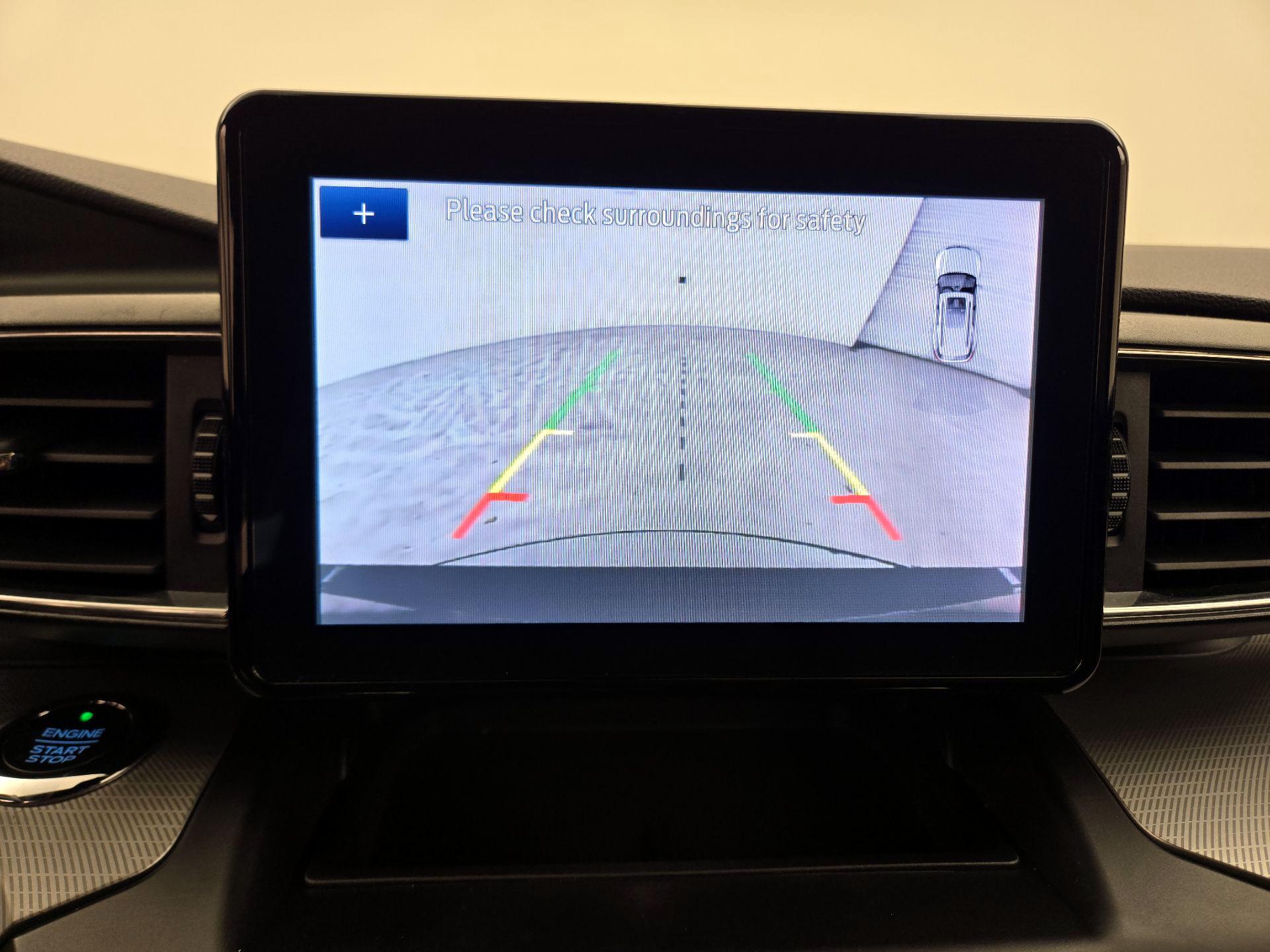 Thumbnail: 2020 Ford Explorer - 14