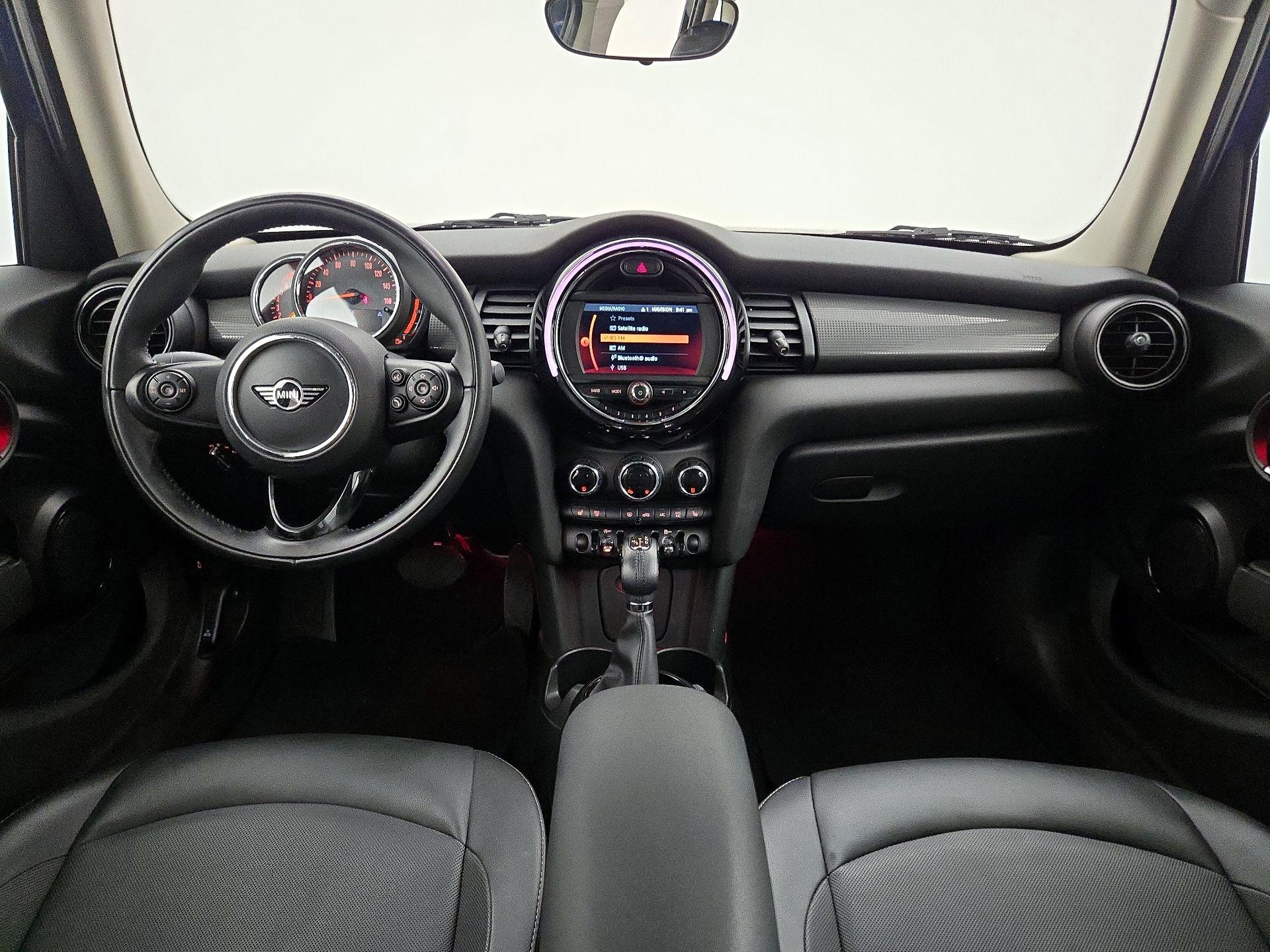 Thumbnail: 2019 MINI Cooper Hardtop - 9