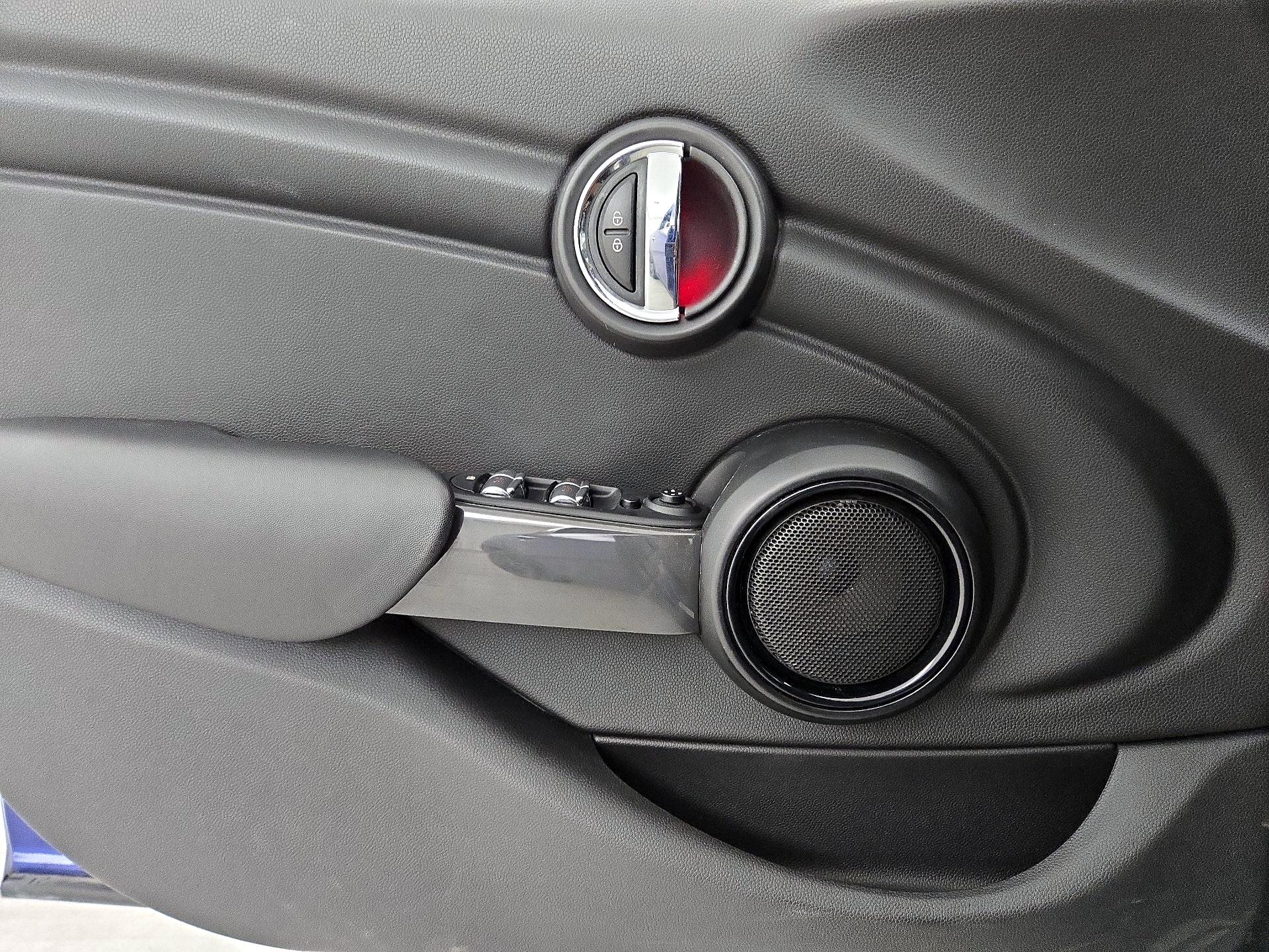 Thumbnail: 2019 MINI Cooper Hardtop - 12