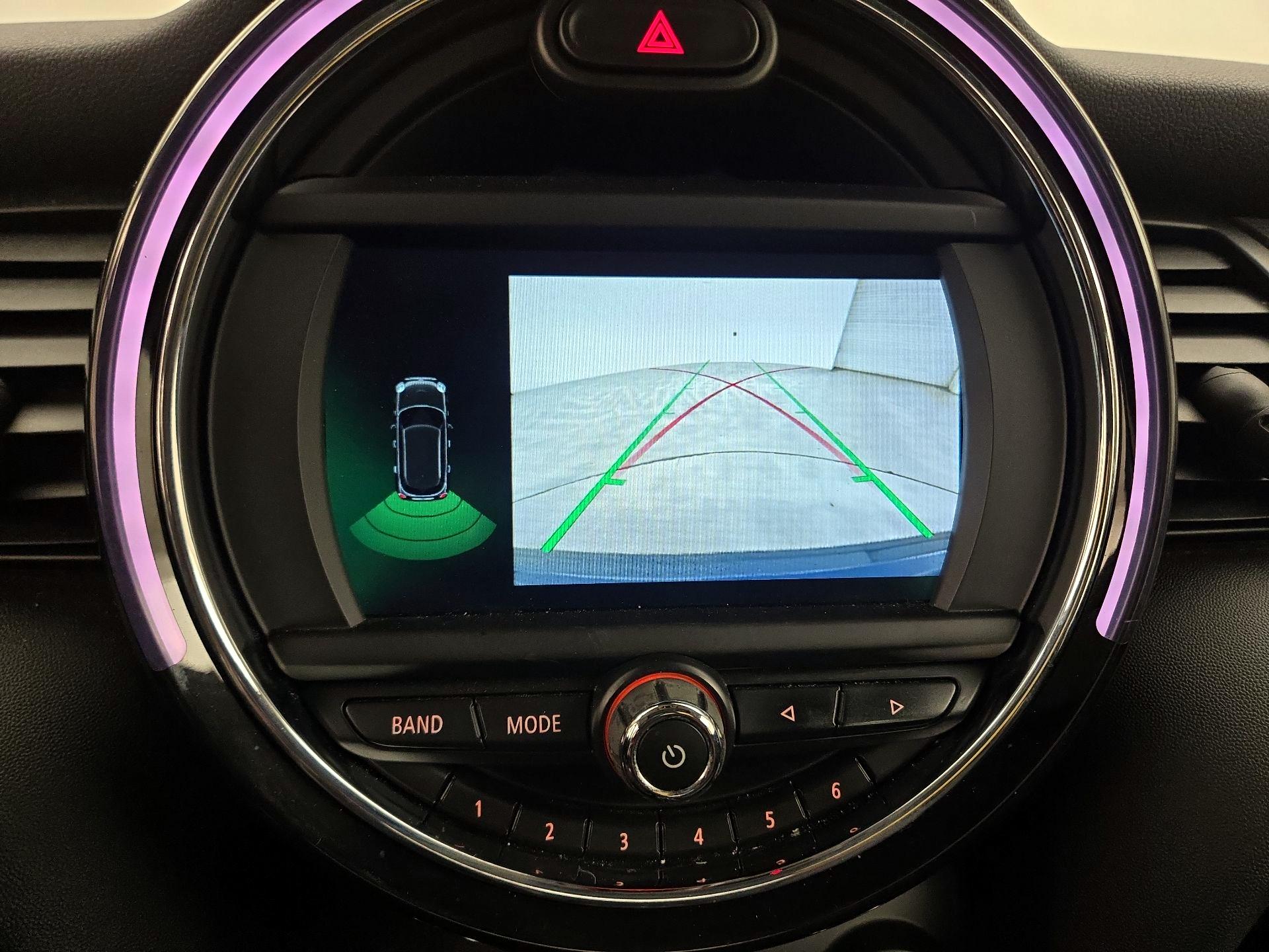 Thumbnail: 2019 MINI Cooper Hardtop - 14