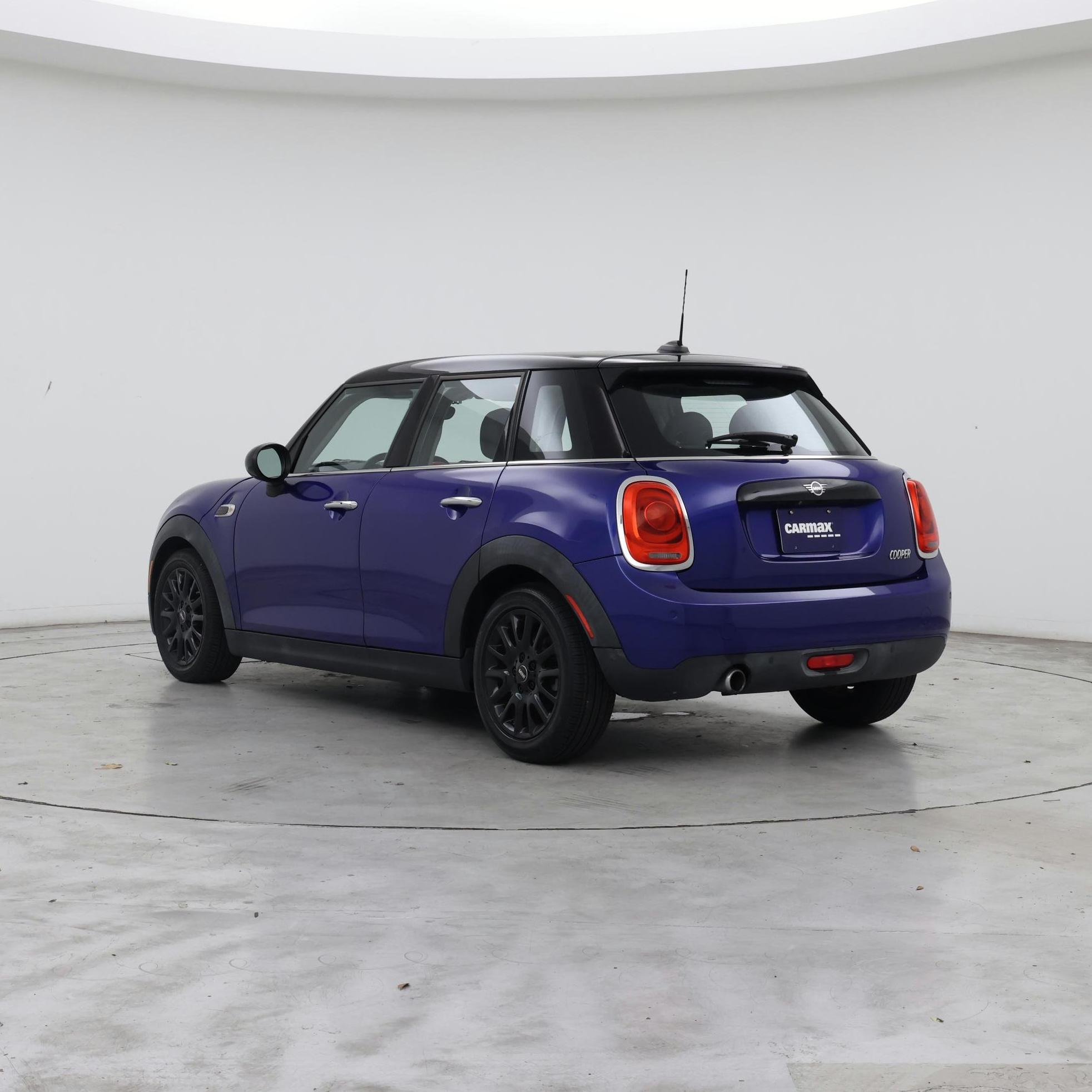Thumbnail: 2019 MINI Cooper Hardtop - 2