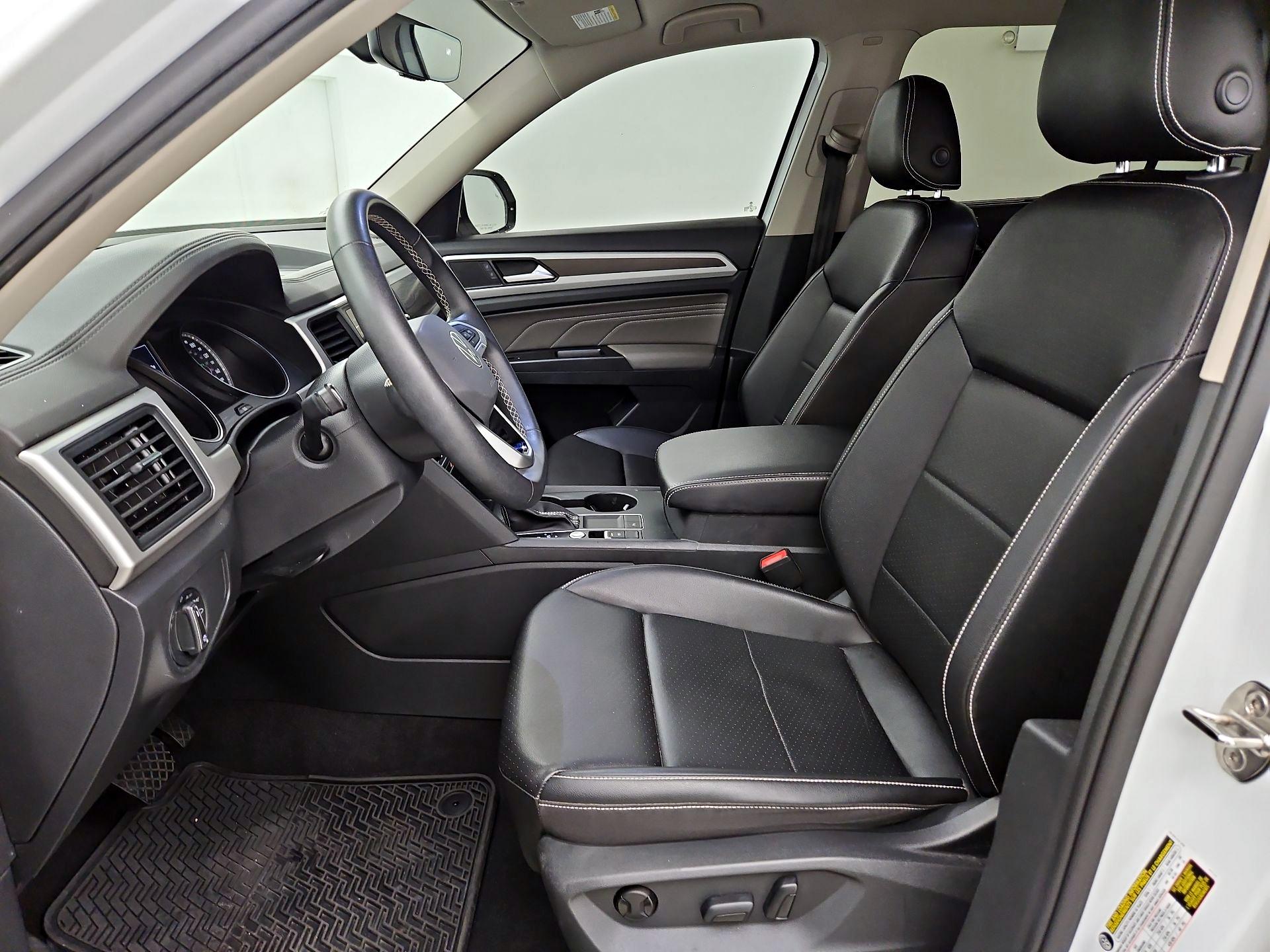 Thumbnail: 2021 Volkswagen Atlas - 11