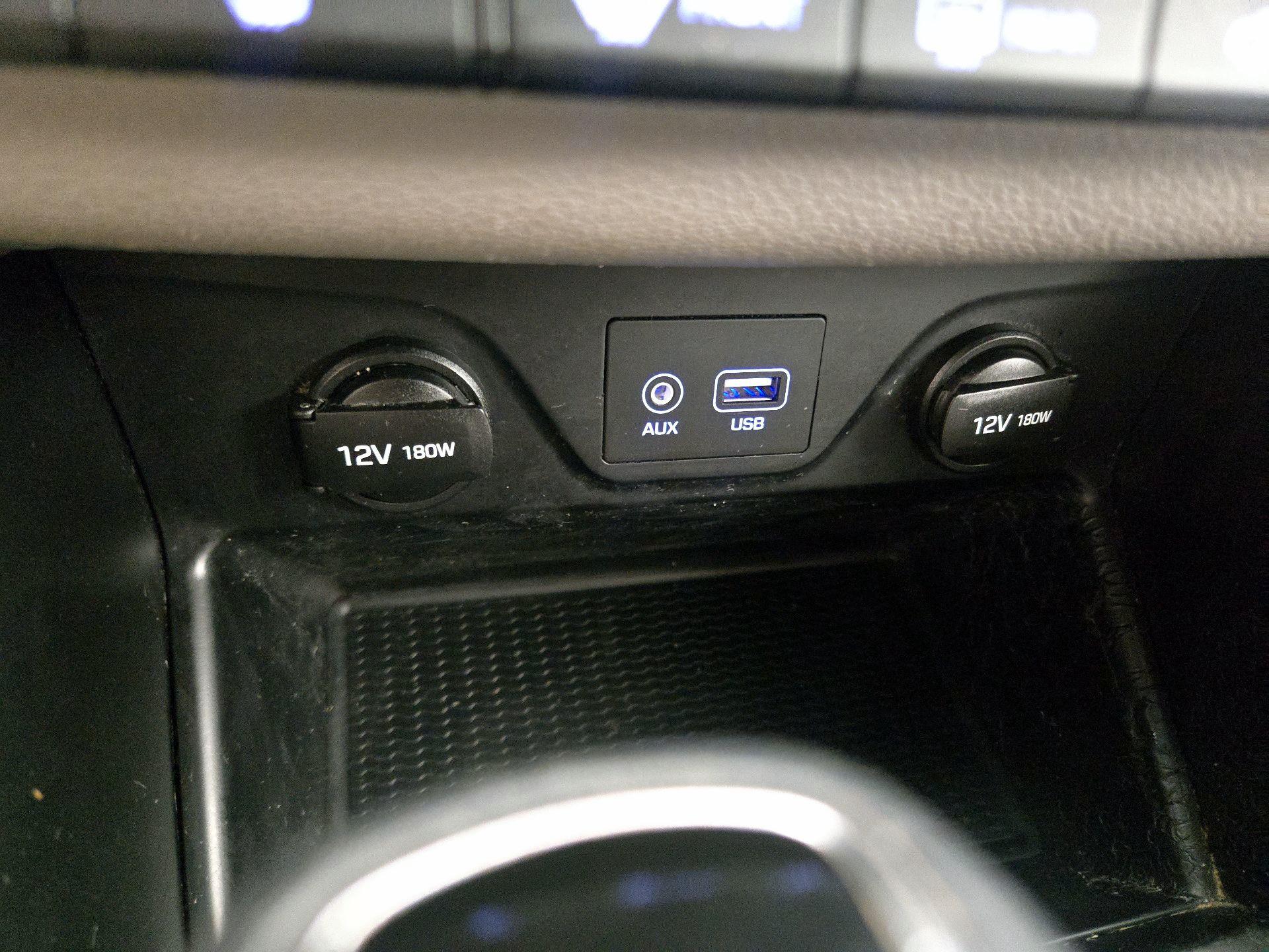 Thumbnail: 2019 Hyundai Tucson - 18