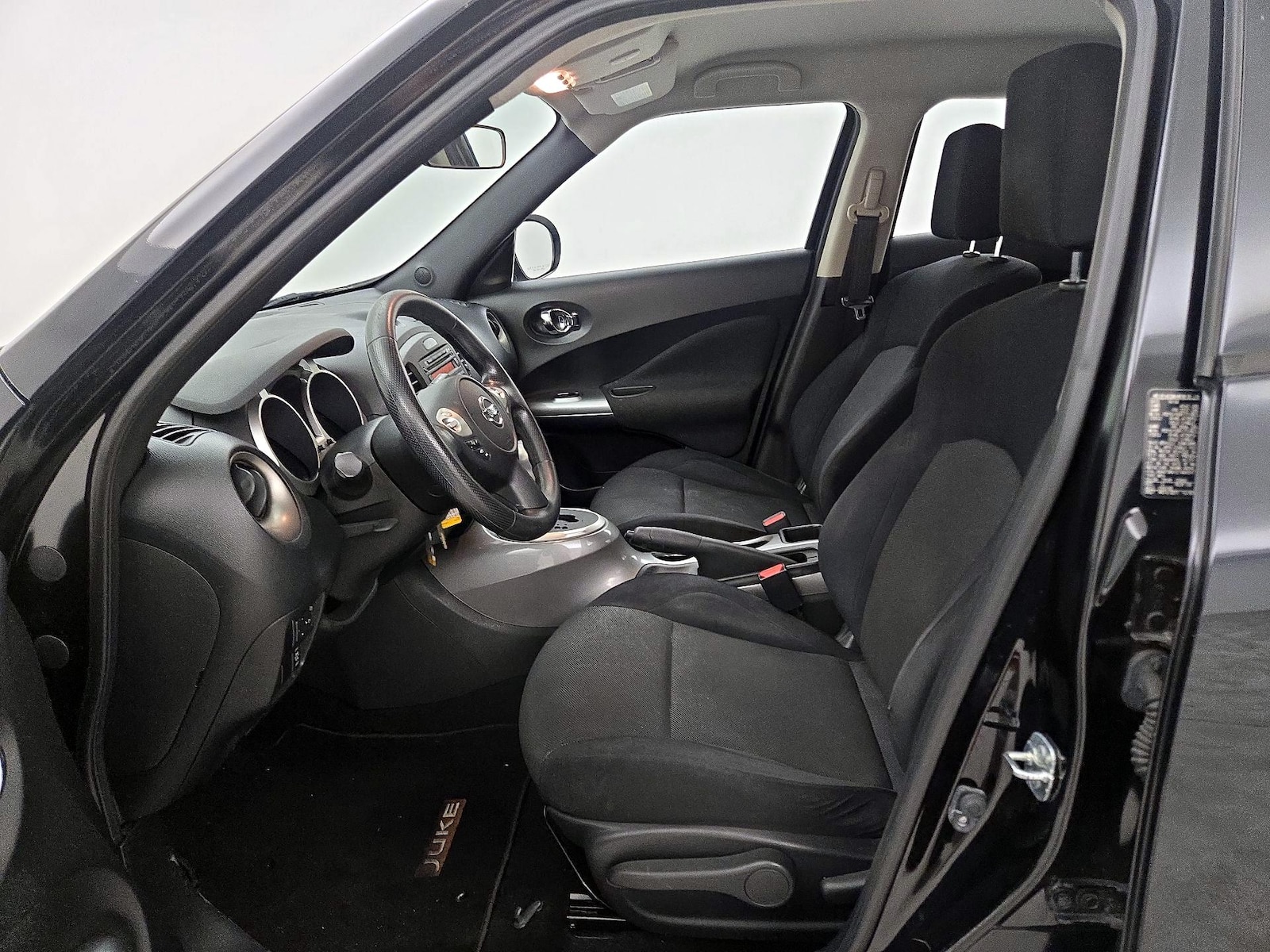 2014 Nissan JUKE S - Photo 12