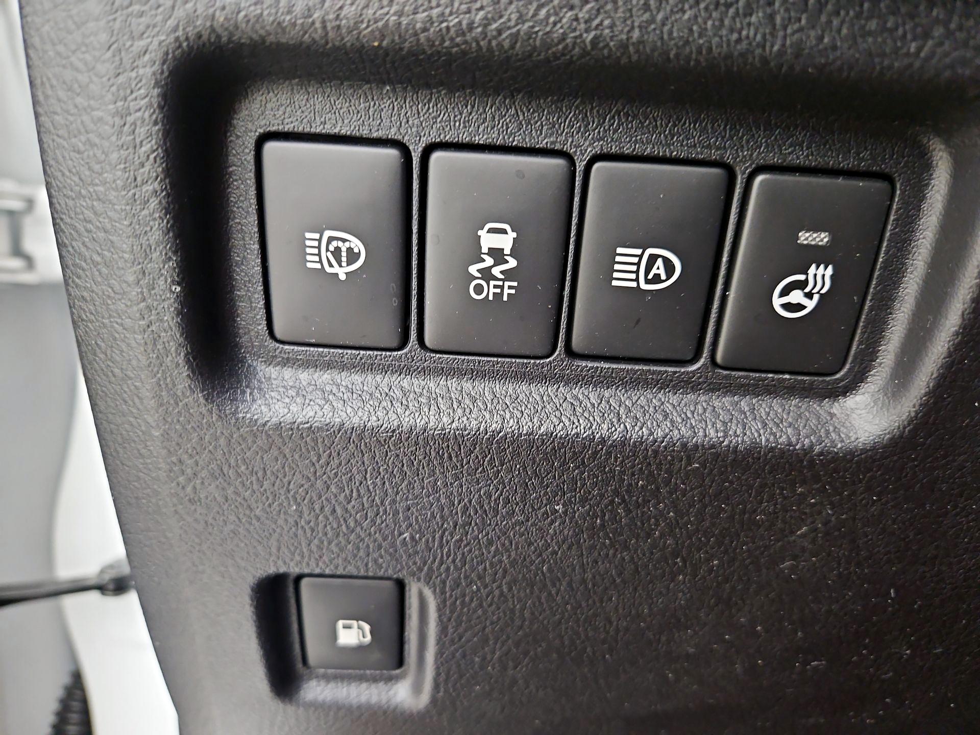 Thumbnail: 2023 Lexus GX - 13