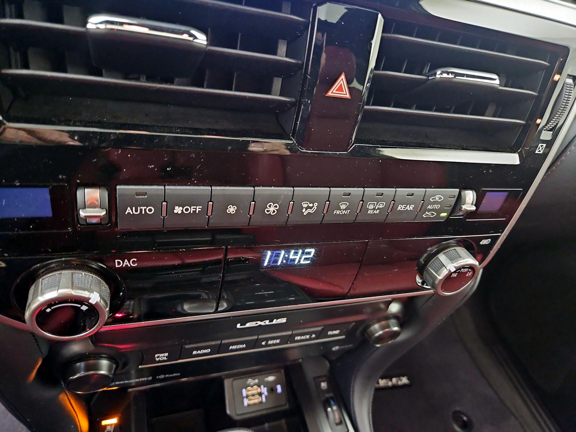 Thumbnail: 2023 Lexus GX - 17