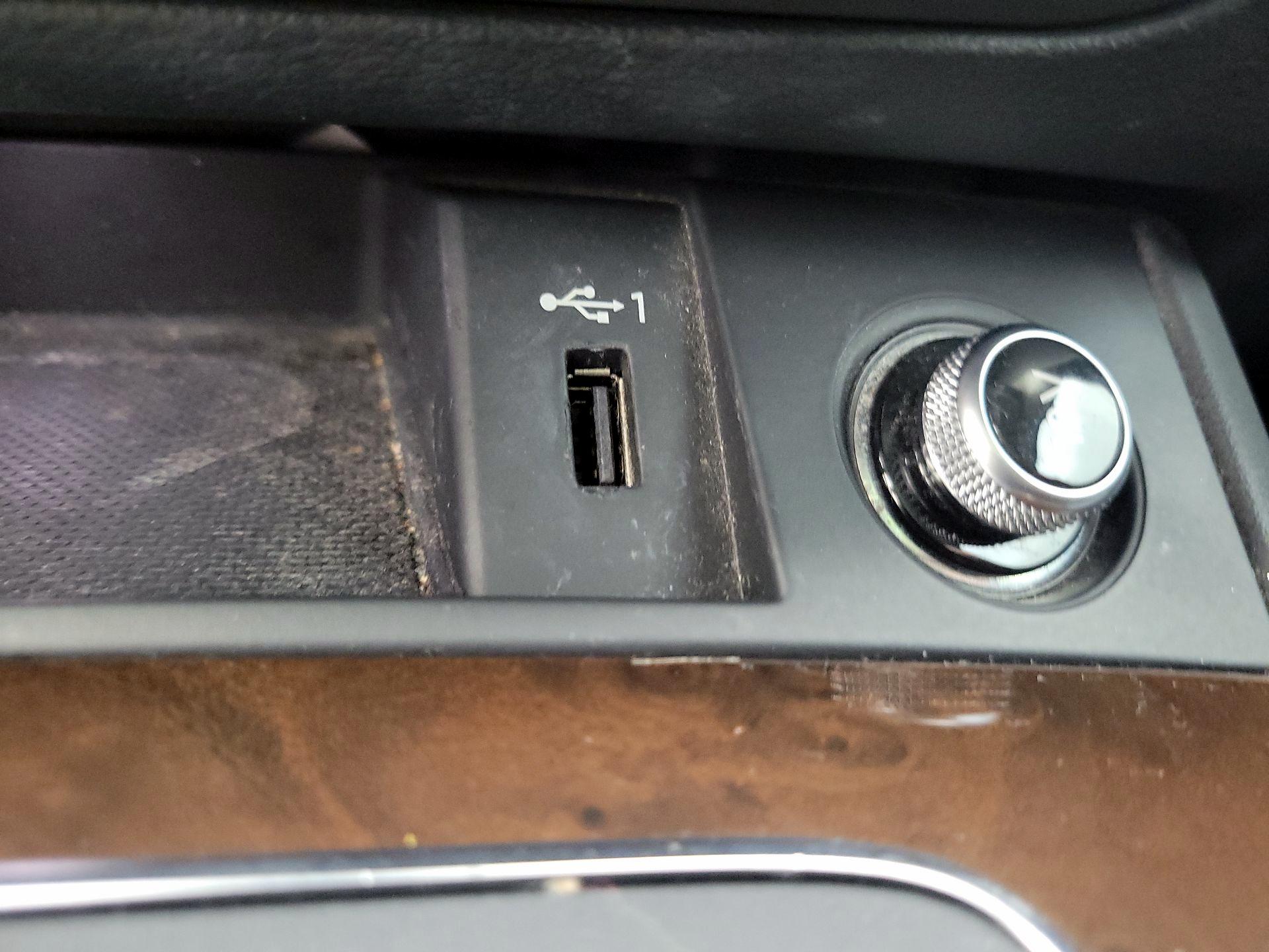 Thumbnail: 2020 Audi Q5 - 17