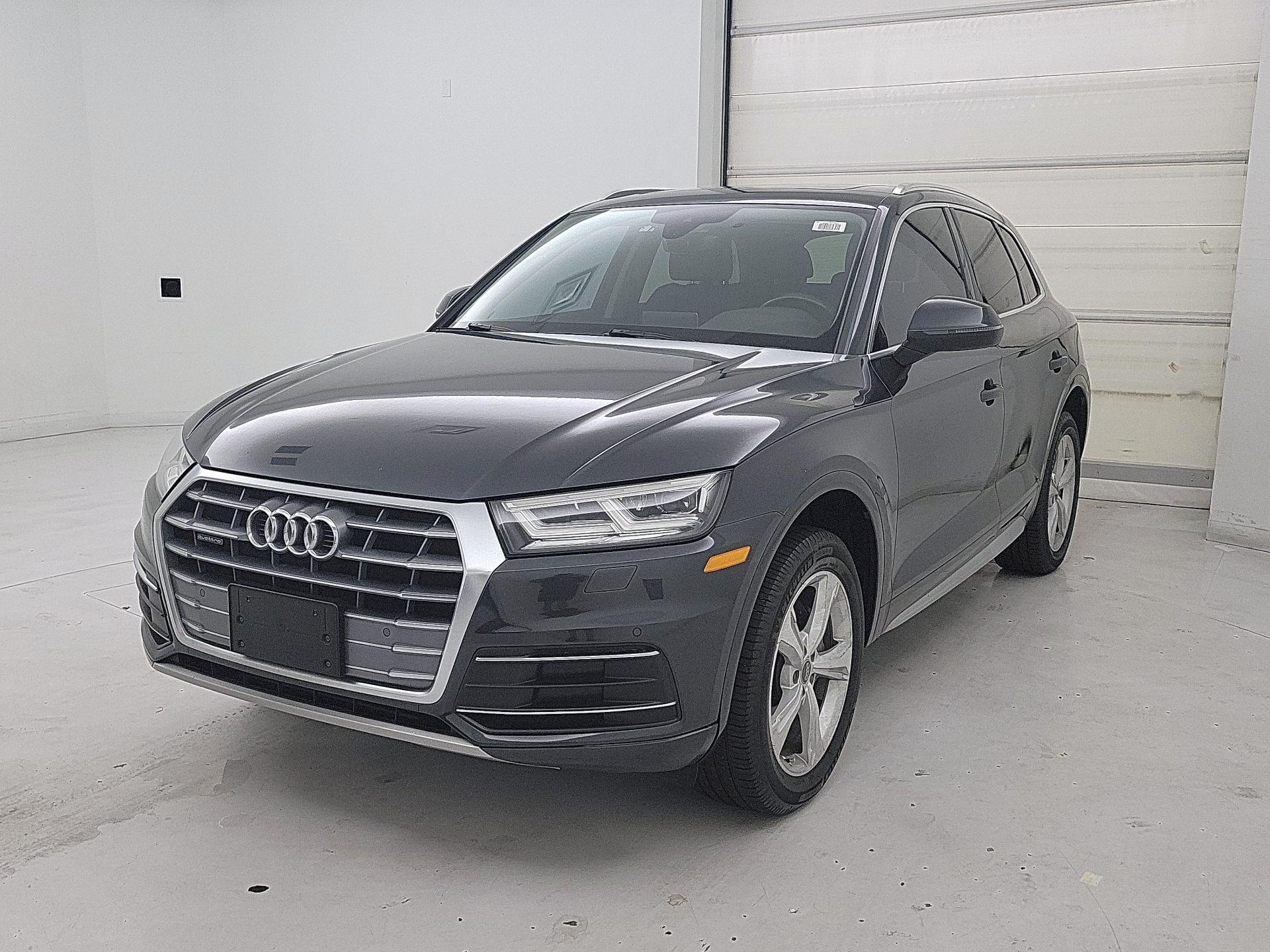 Thumbnail: 2020 Audi Q5 - 3