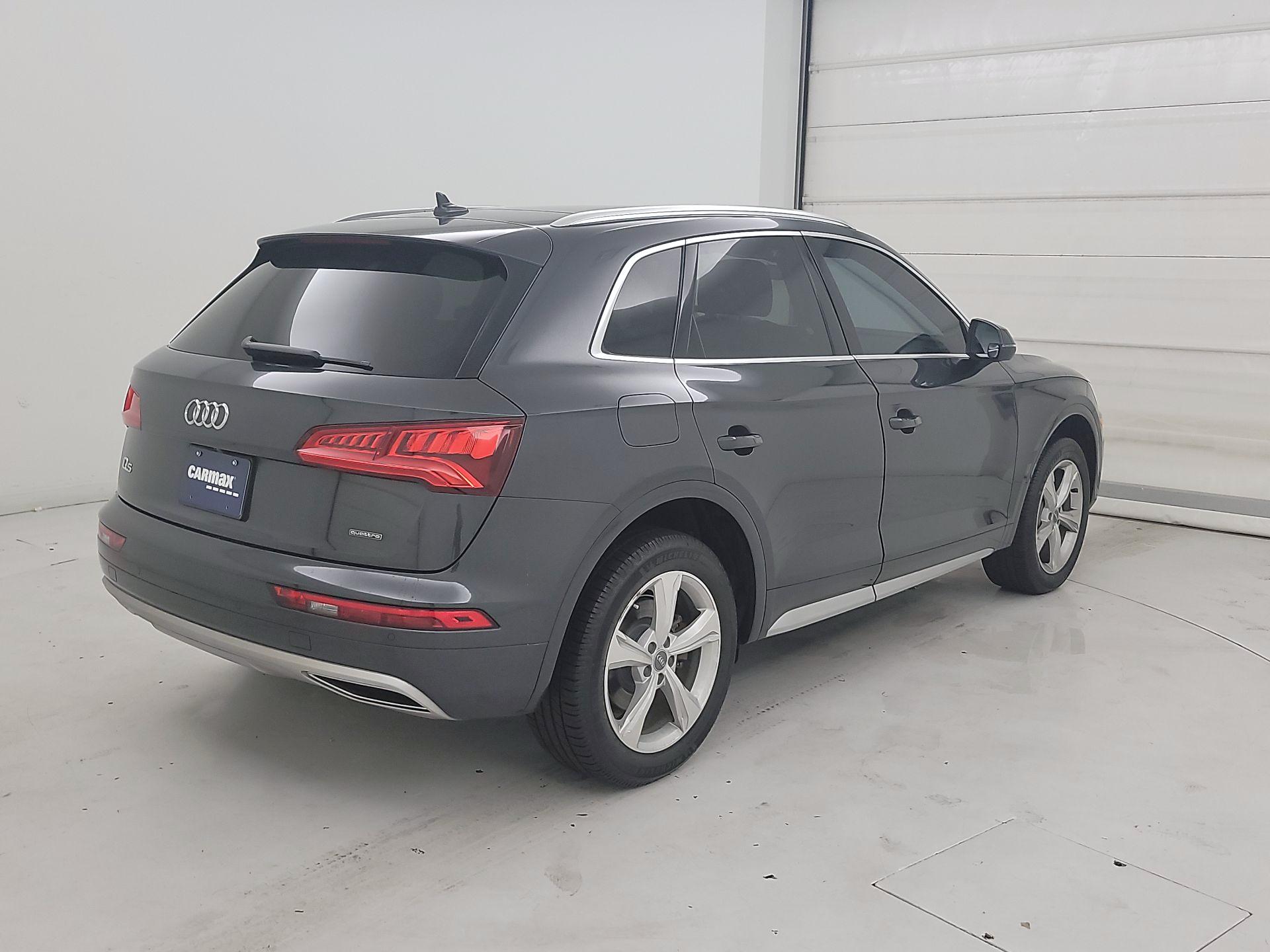 Thumbnail: 2020 Audi Q5 - 5