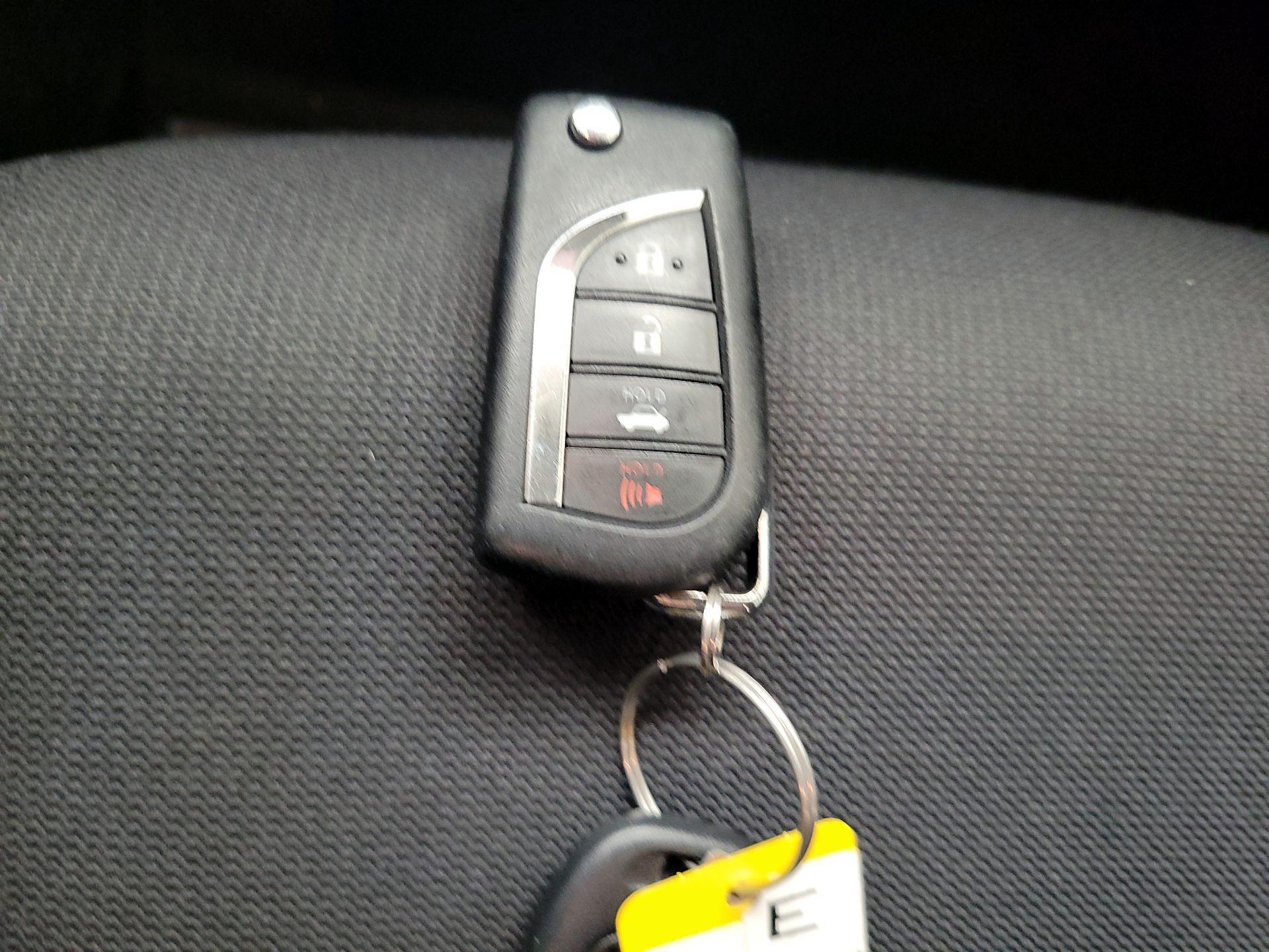 Thumbnail: 2020 Toyota Corolla - 20