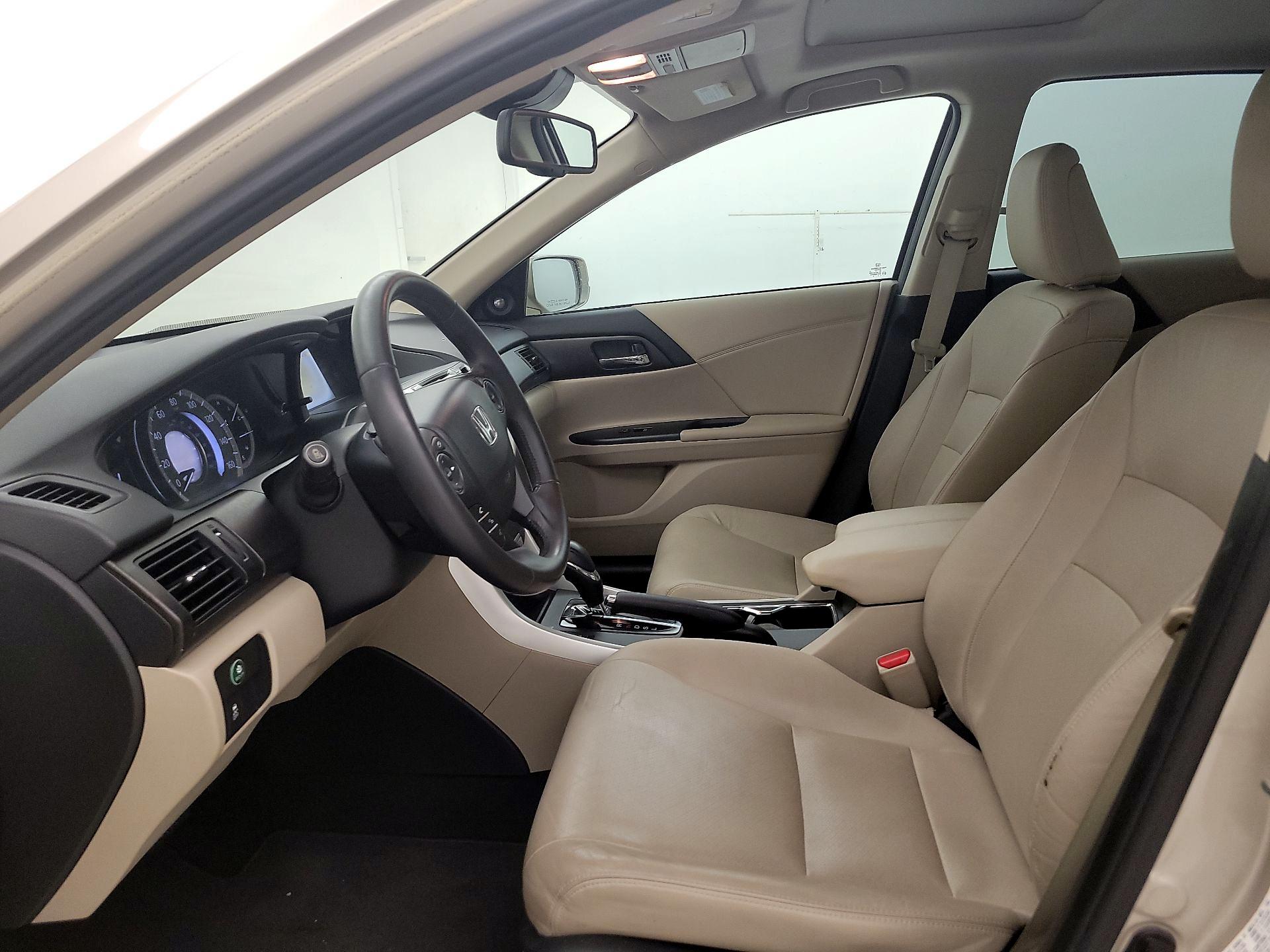 Thumbnail: 2015 Honda Accord - 9