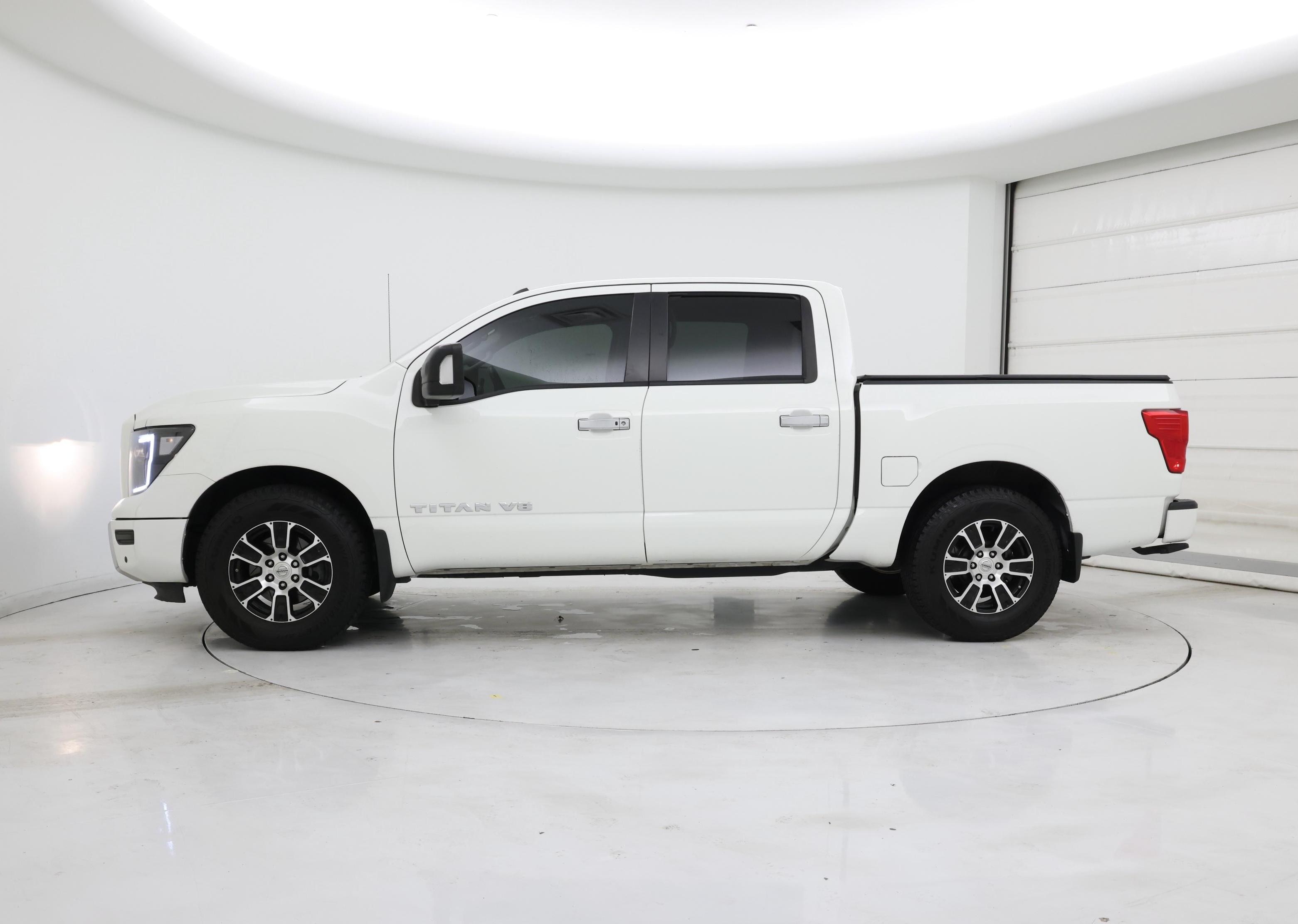 Thumbnail: 2020 Nissan Titan - 3